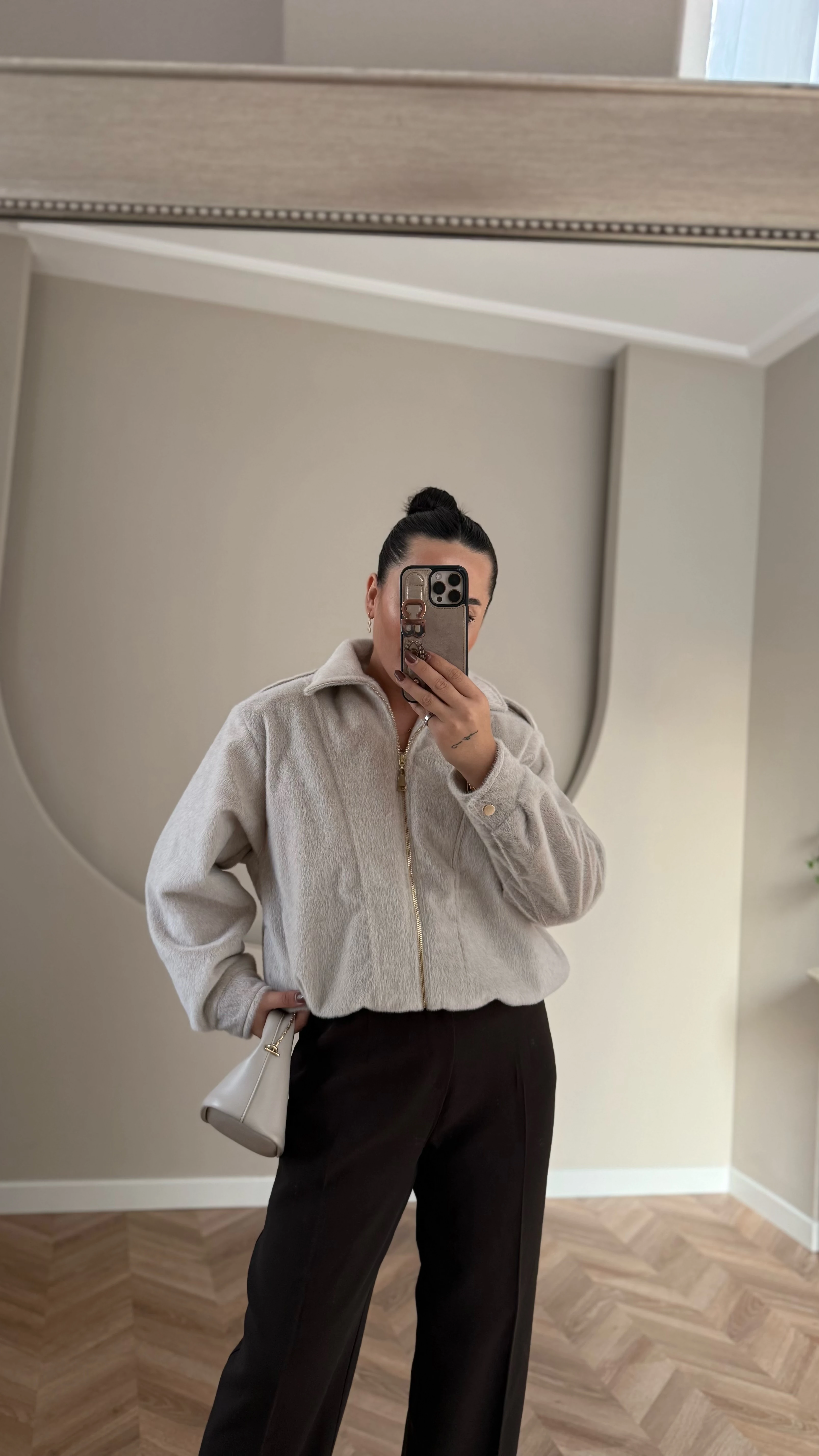  Tay Tüyü Bomber Krem