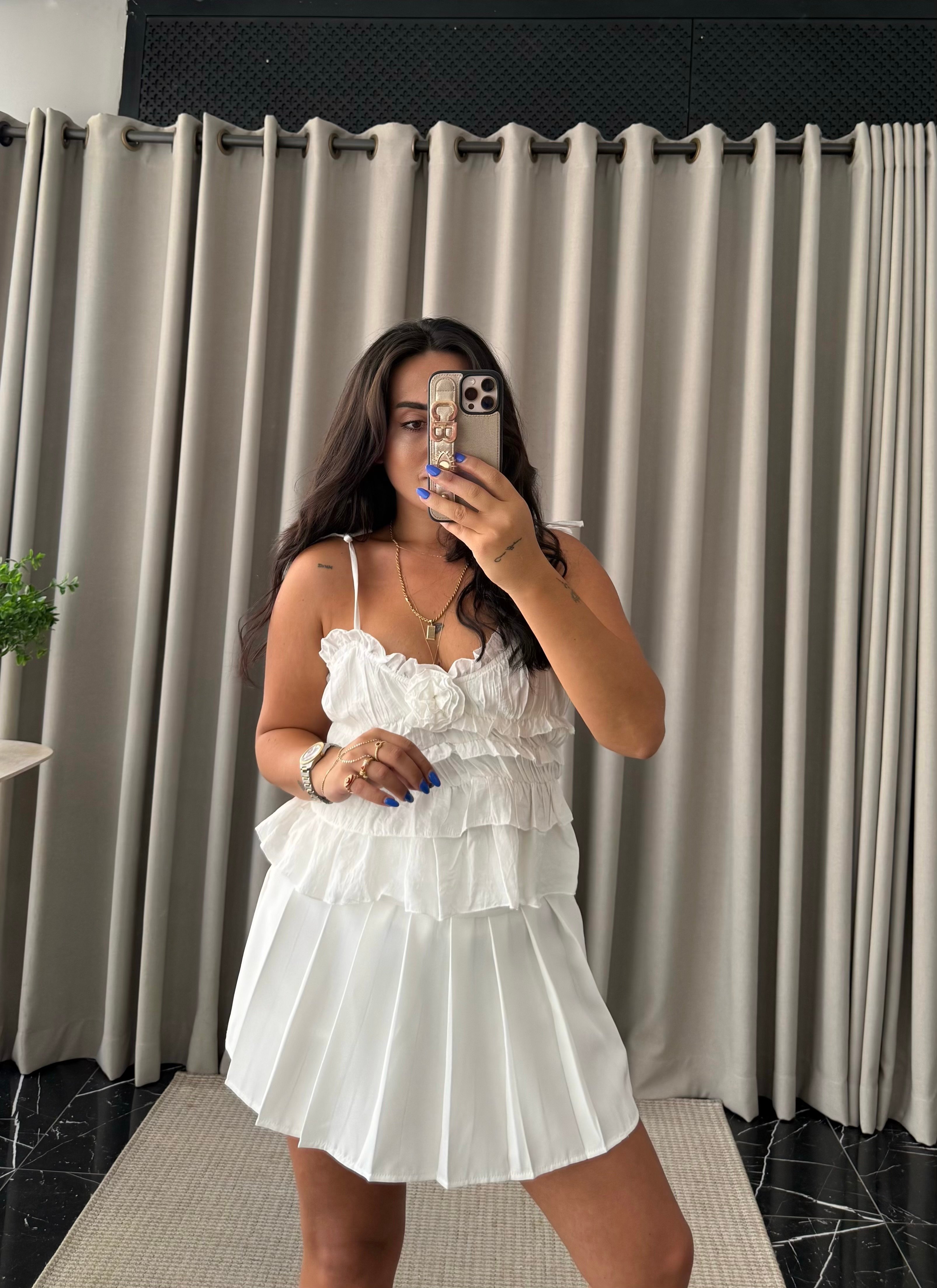 Gül Detaylı Bluz