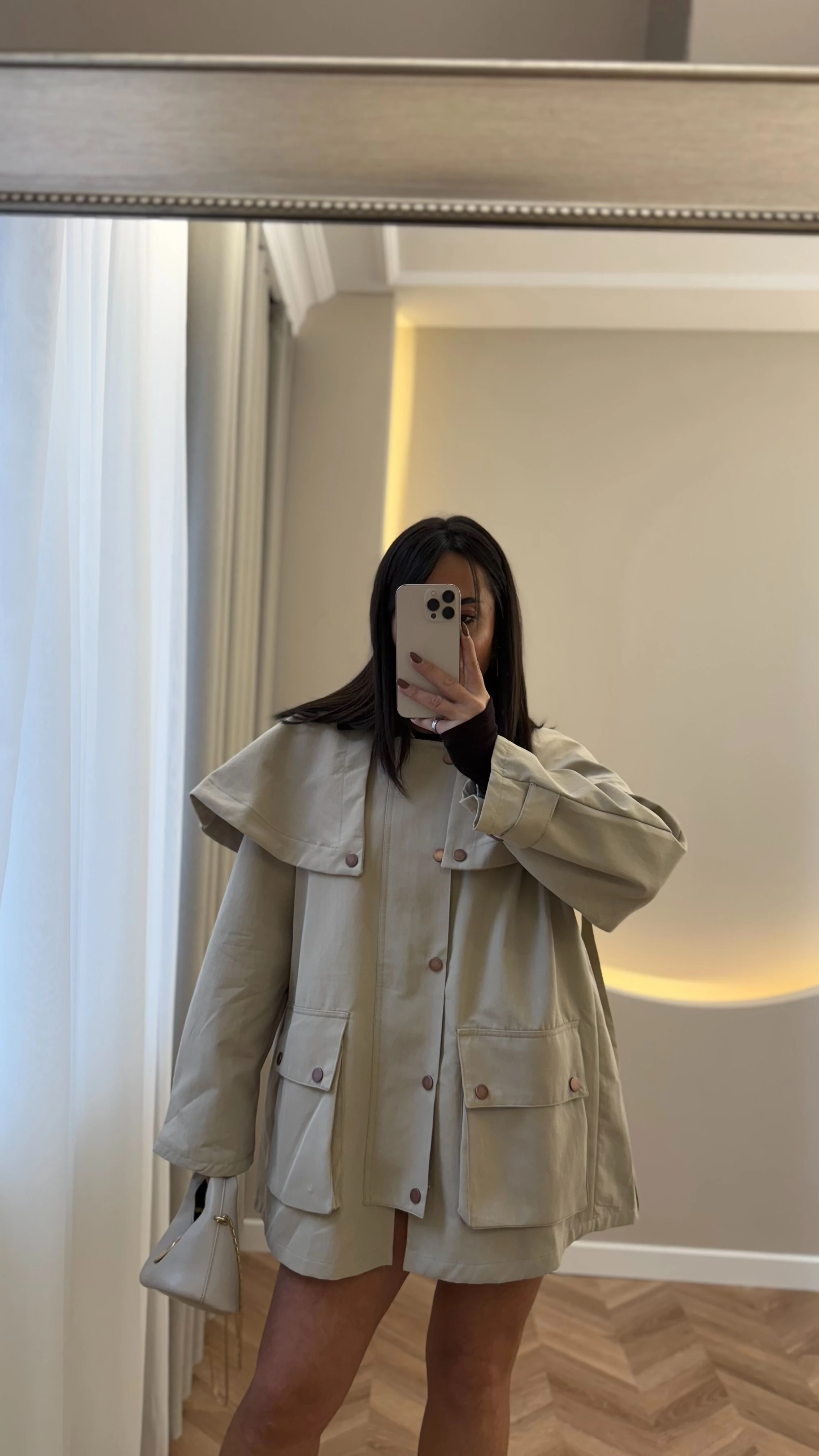 Tasarım Pelerinli Trenç