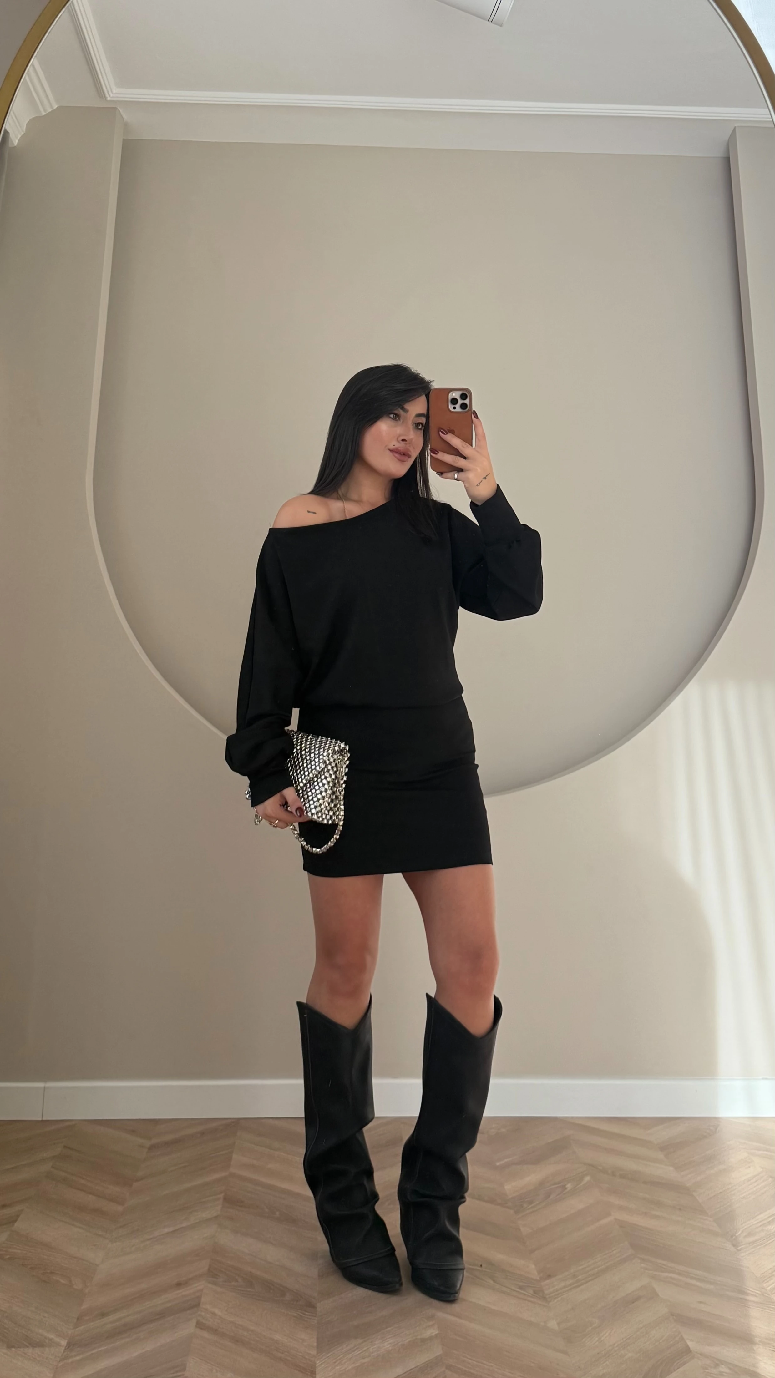 Marka Model Basic Elbise (Siyah)