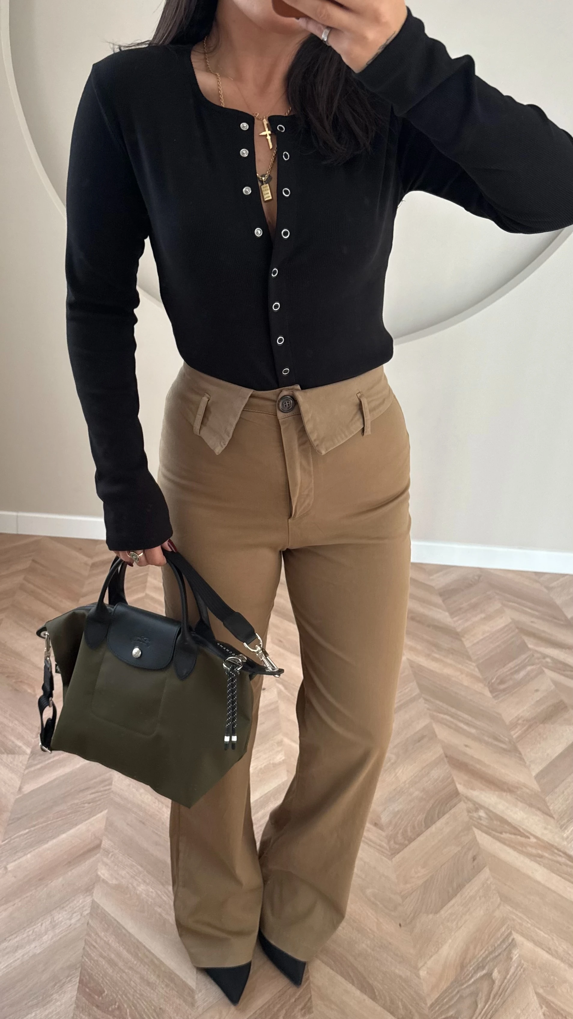 Marka Model Bel Detaylı Pantolon (Haki)