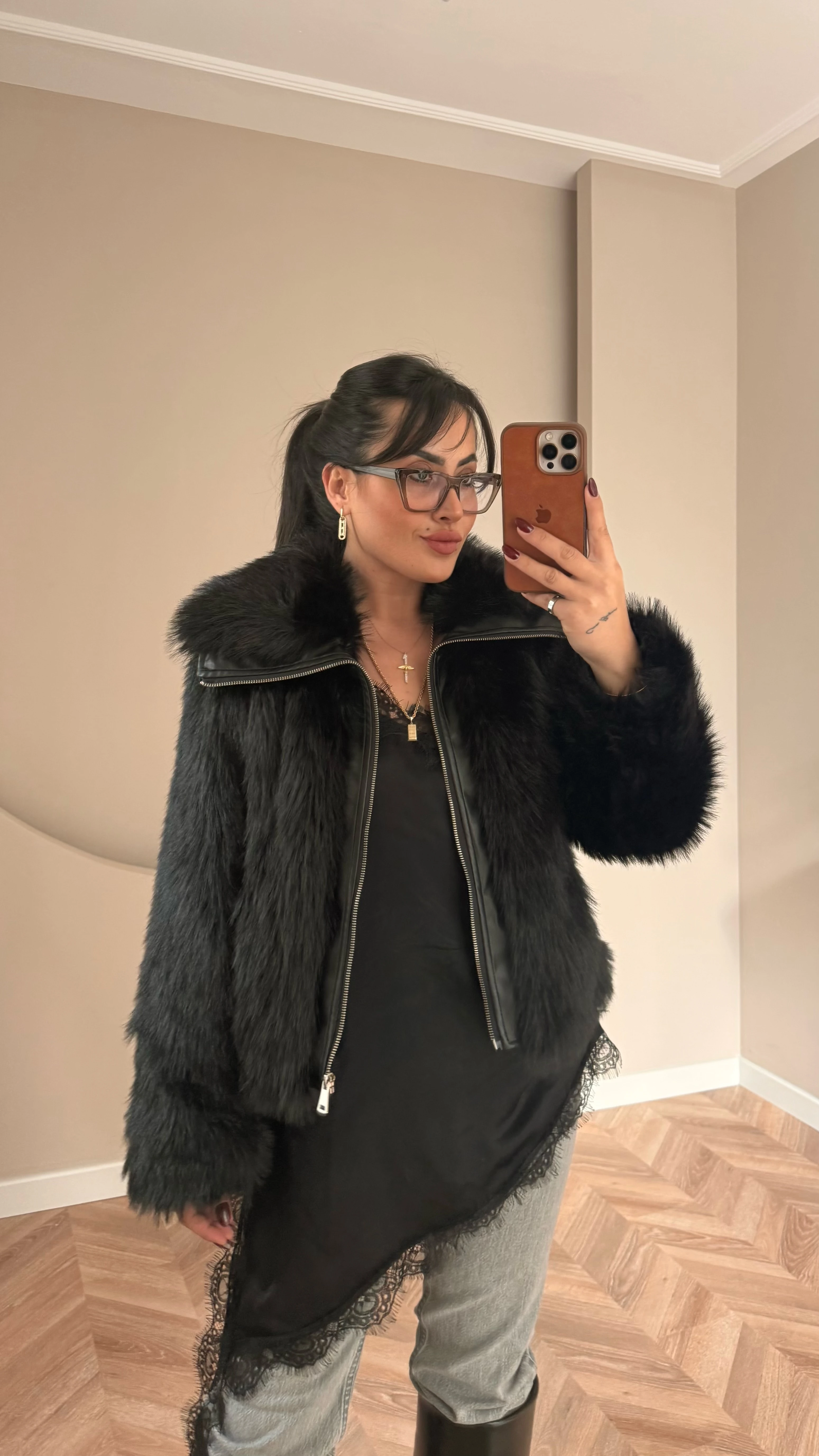 Deri Detaylı Premium Kürk