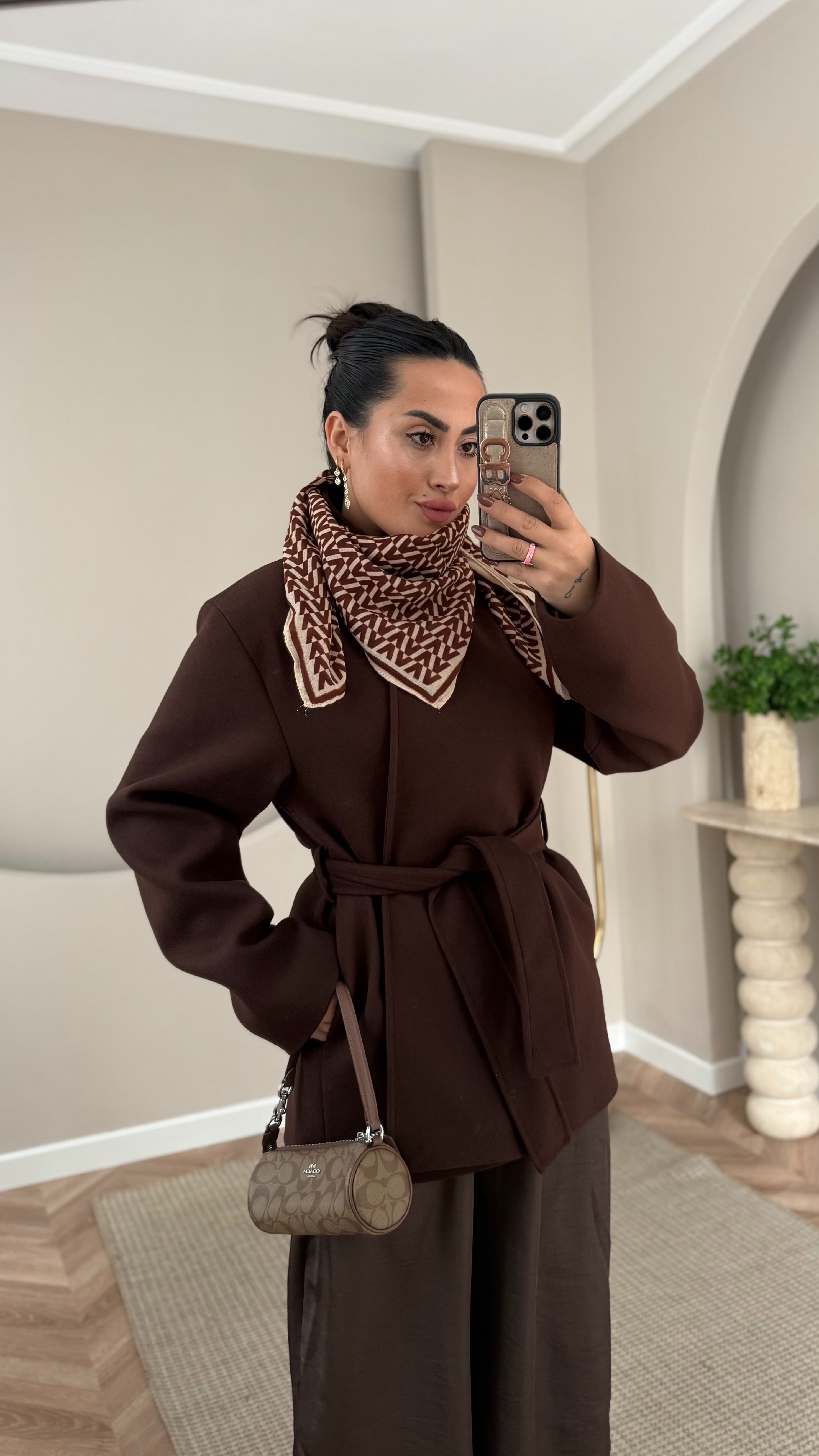 Dik Yaka Bornoz Bağlamalı Premium Kaşe