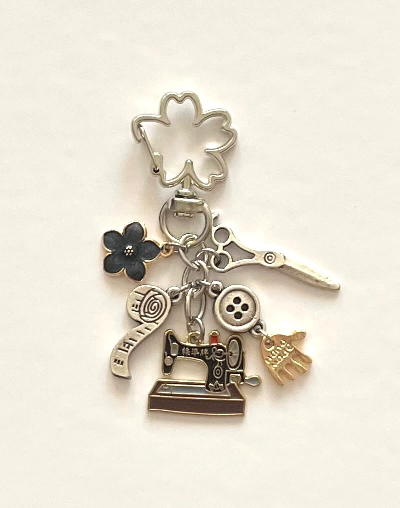 Retro Dikiş Makinası Charm Anahtarlık - 2