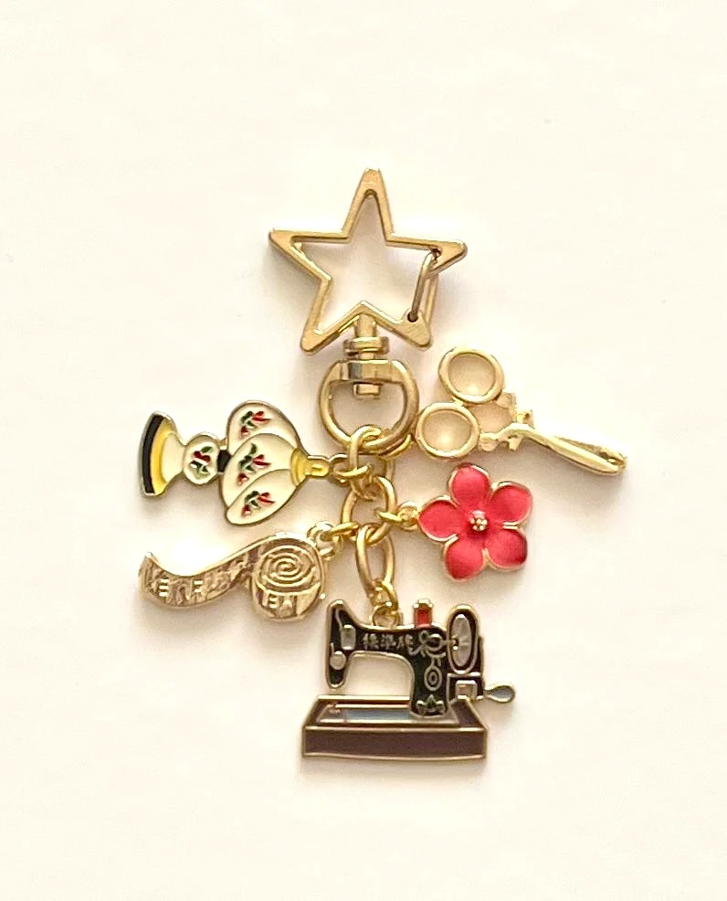 Retro Dikiş Makinası Charm Anahtarlık - 1