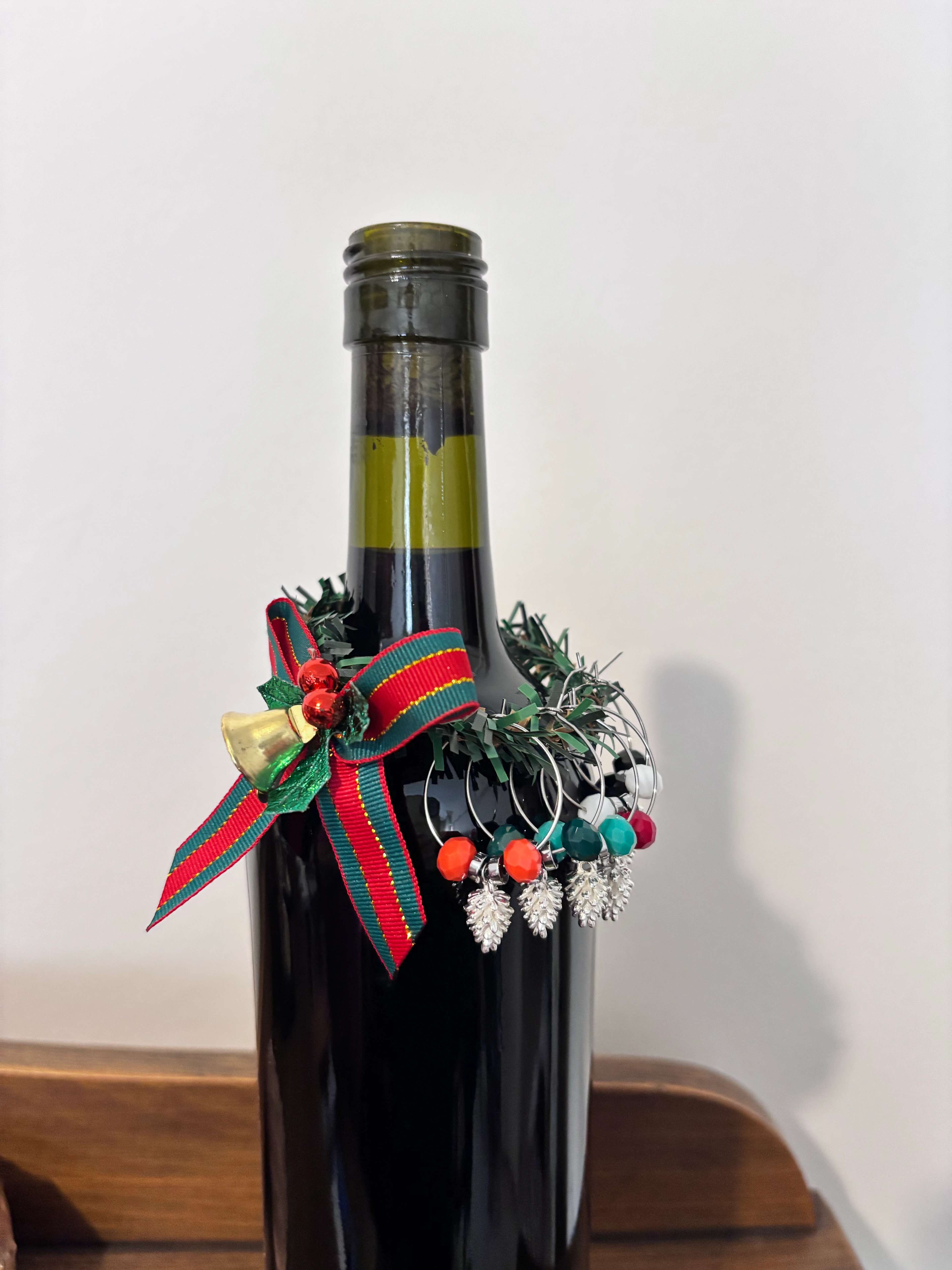 Lilac 6'lı Kadeh İşaretleyici Tasarım Set - Yeni Yıl Kozalaklar