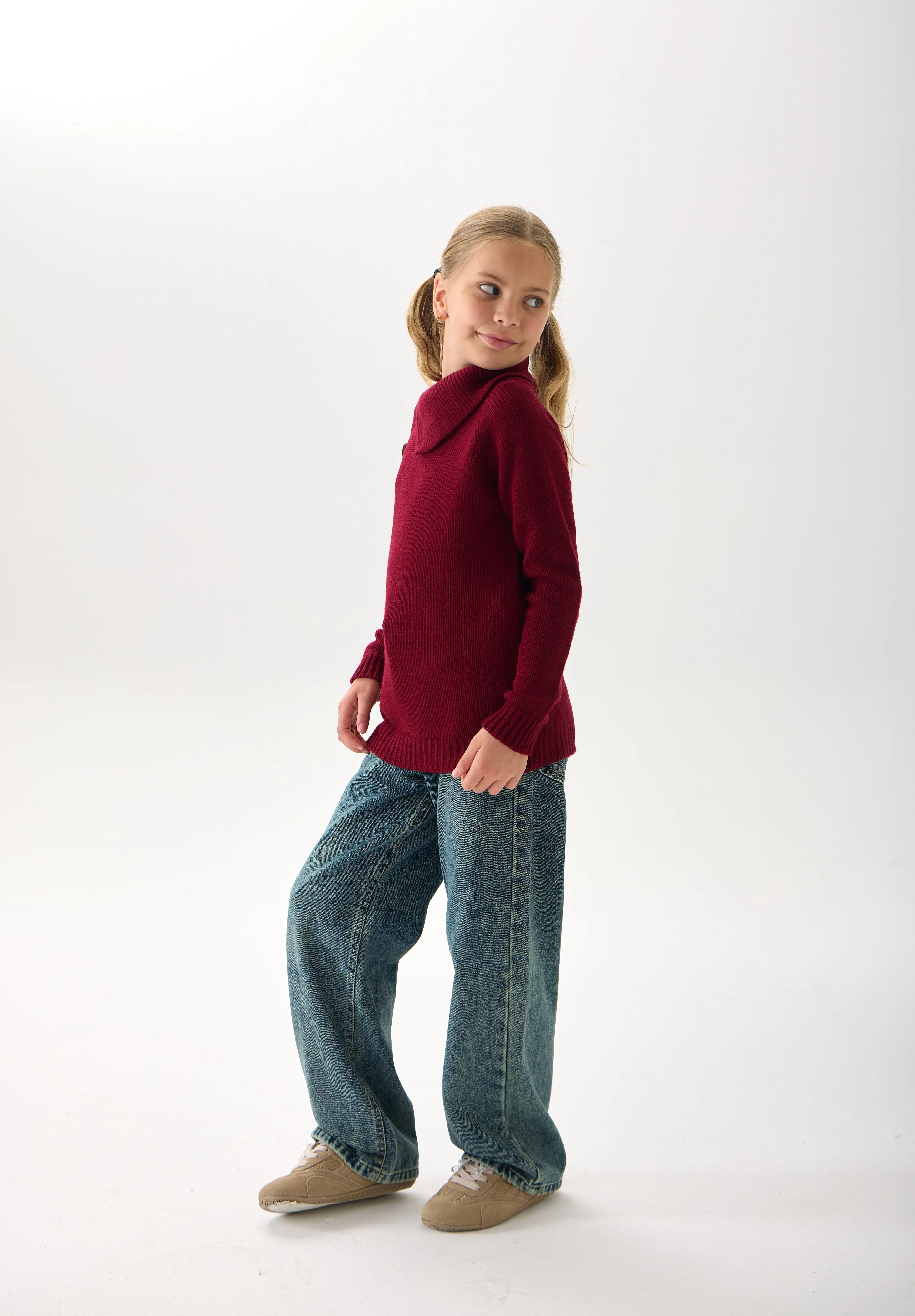 Kız Çocuk Triko Kazak - Düğme Detaylı Geniş Yaka ve Uzun Kollu Model - Bordo