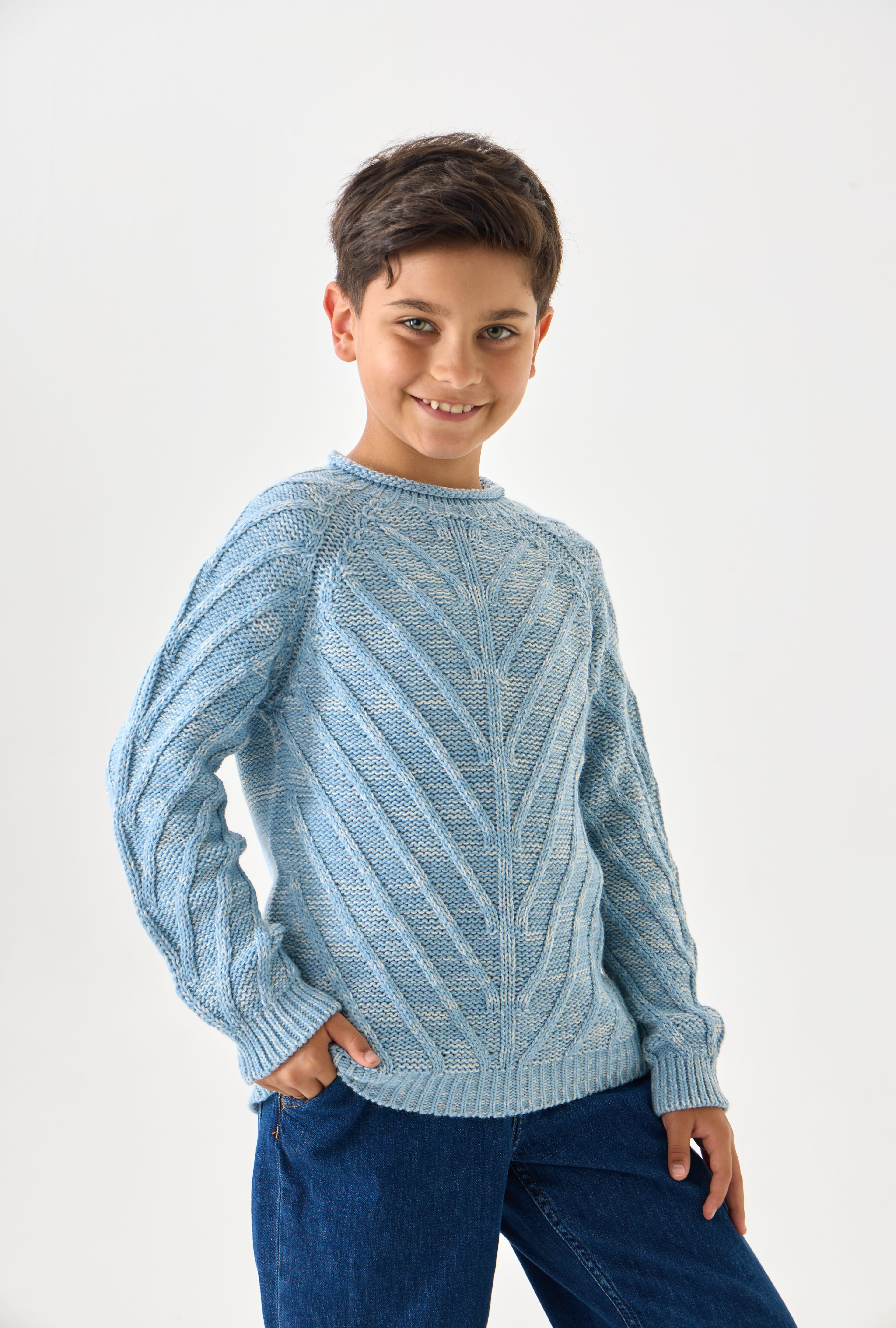 Erkek Çocuk Triko Kazak - Uzun Kollu ve Rahat Kesim Model - Mavi