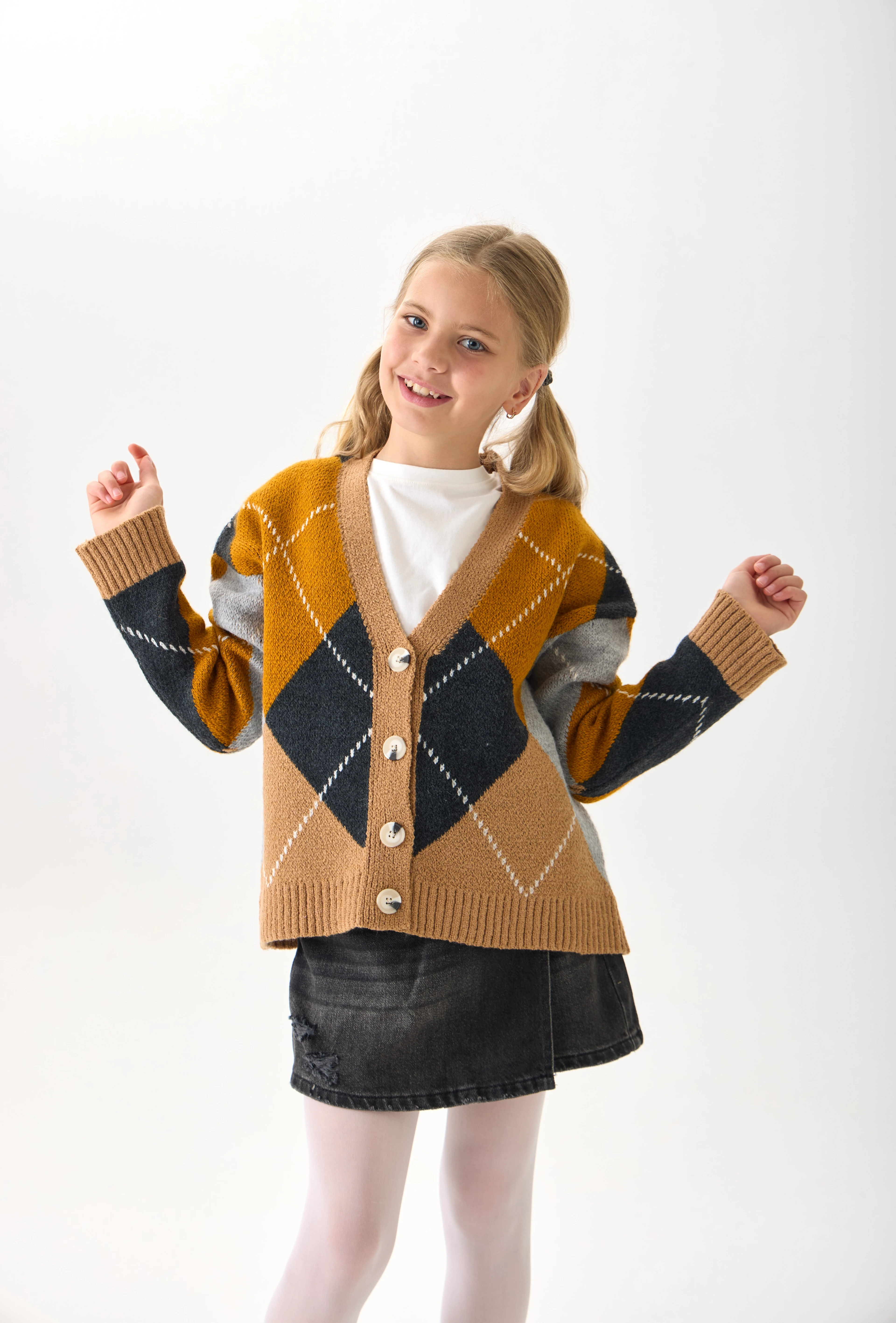 Kız Çocuk Triko Hırka - Düğmeli ve Uzun Kollu - Kum