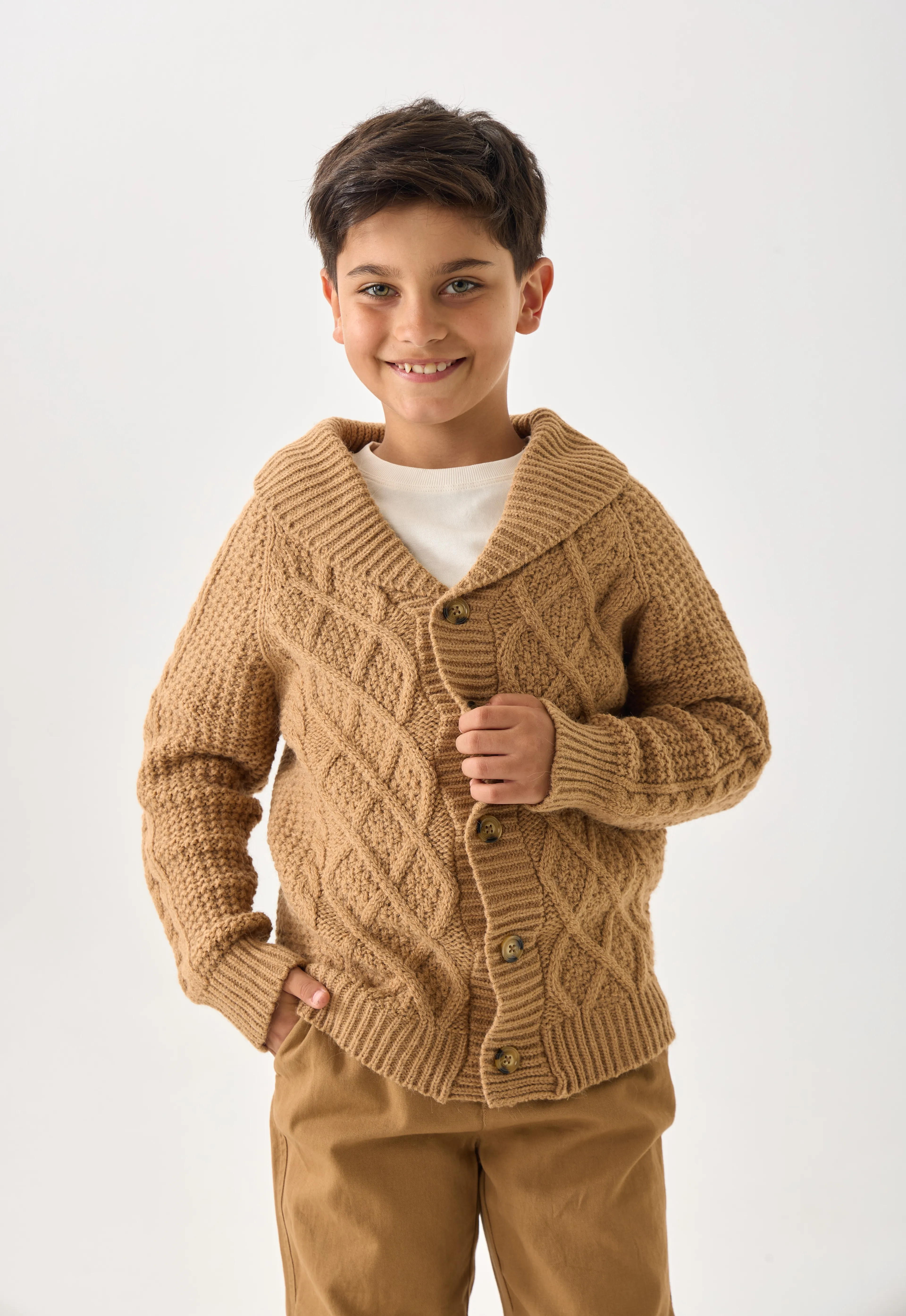 Erkek Çocuk Triko Hırka - Düğmeli ve Rahat Kesim - Camel