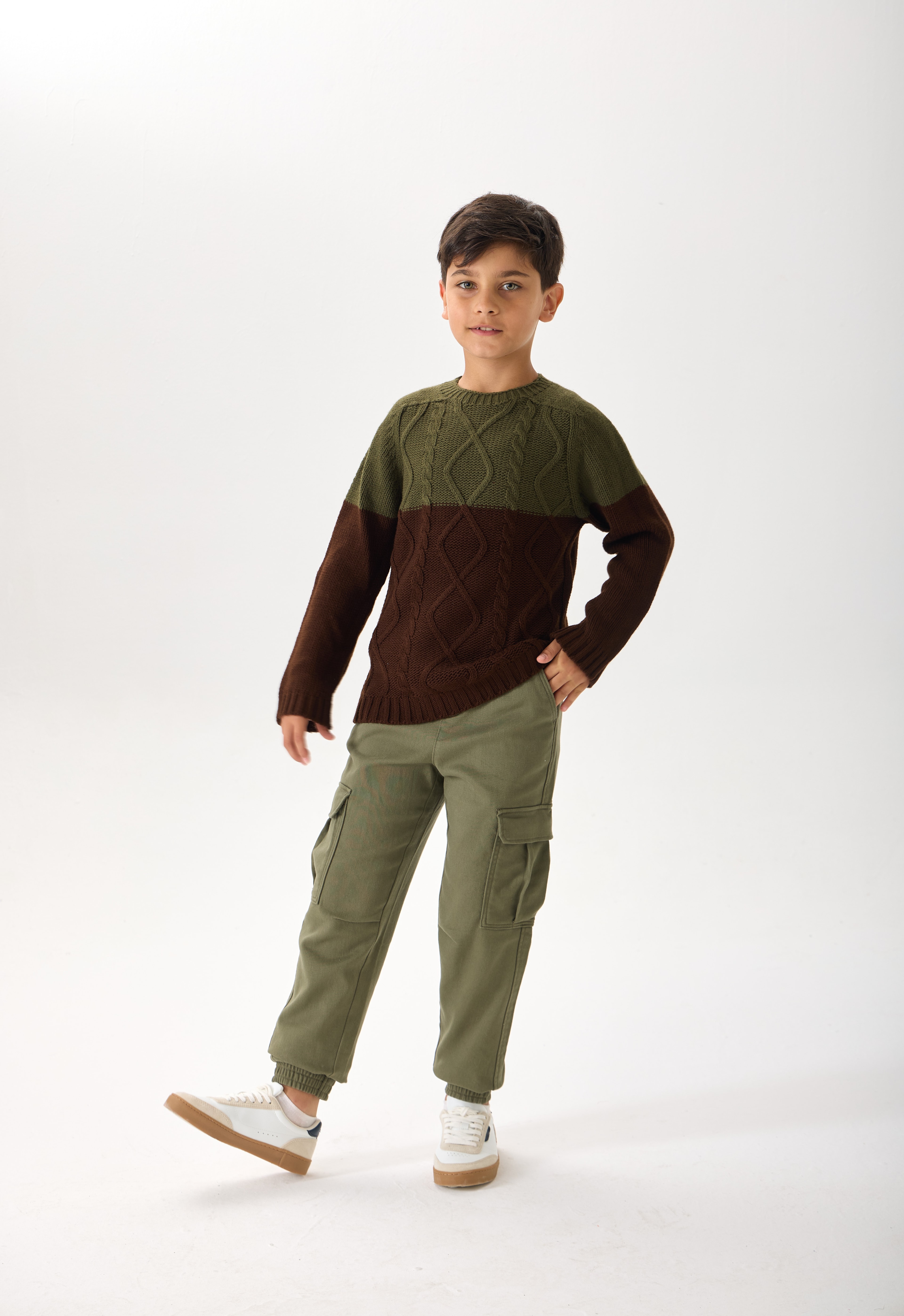 Erkek Çocuk Triko Kazak - Çift Renkli, Bisiklet Yaka ve Uzun Kollu - Haki