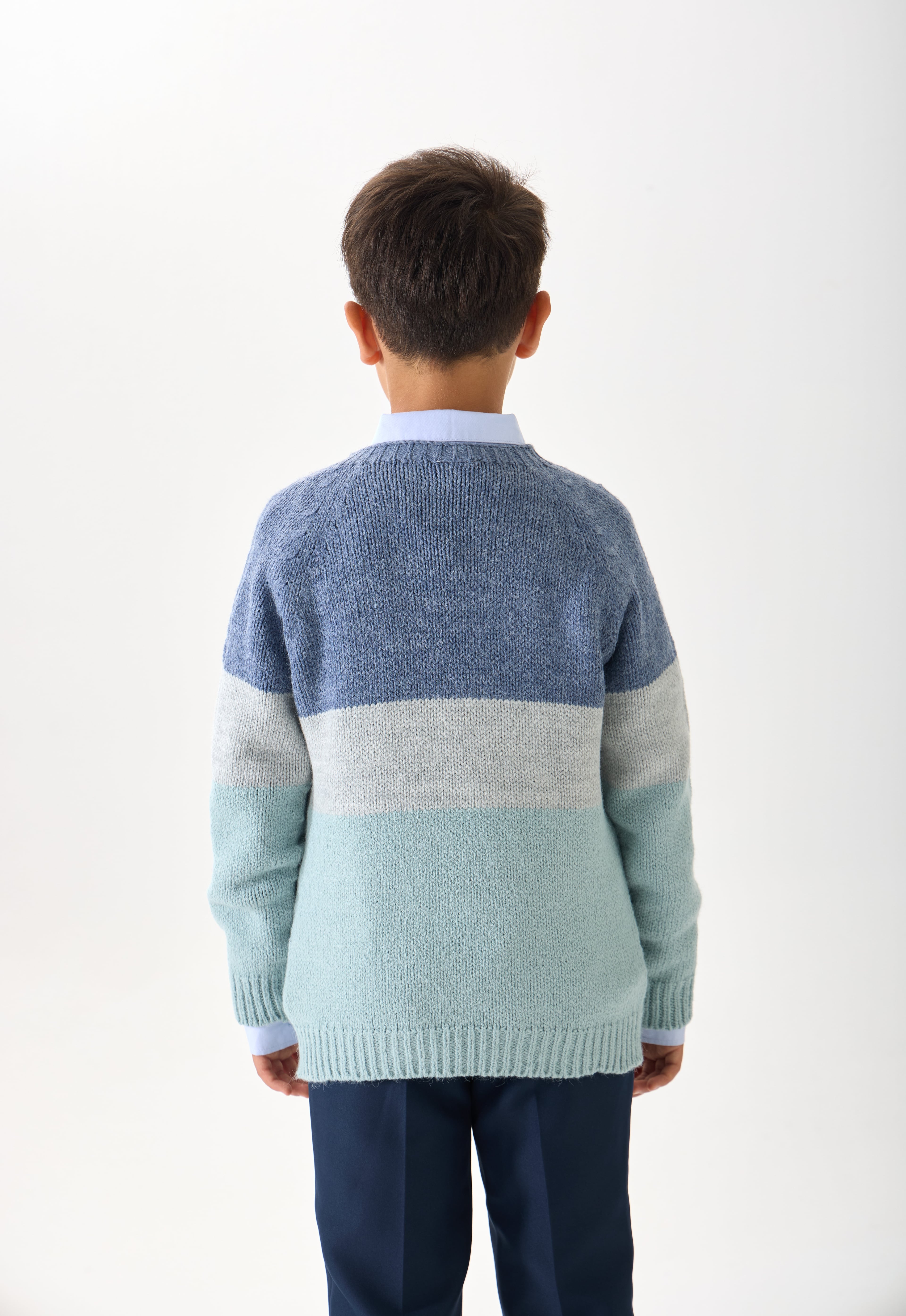 Renk Geçişli Erkek Çocuk Triko Kazak - Modern ve Rahat Tasarım - Mavi