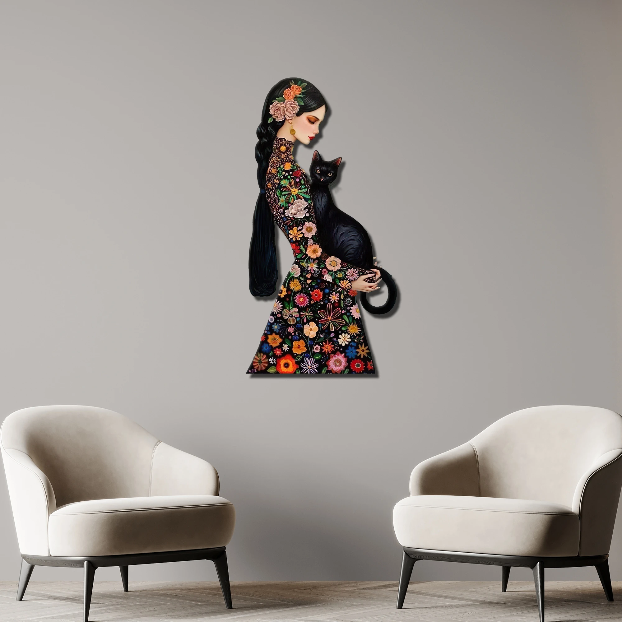 Kadın ve Kedi Temalı Dekoratif Metal Tablo - Çiçek Desenli Duvar Dekoru