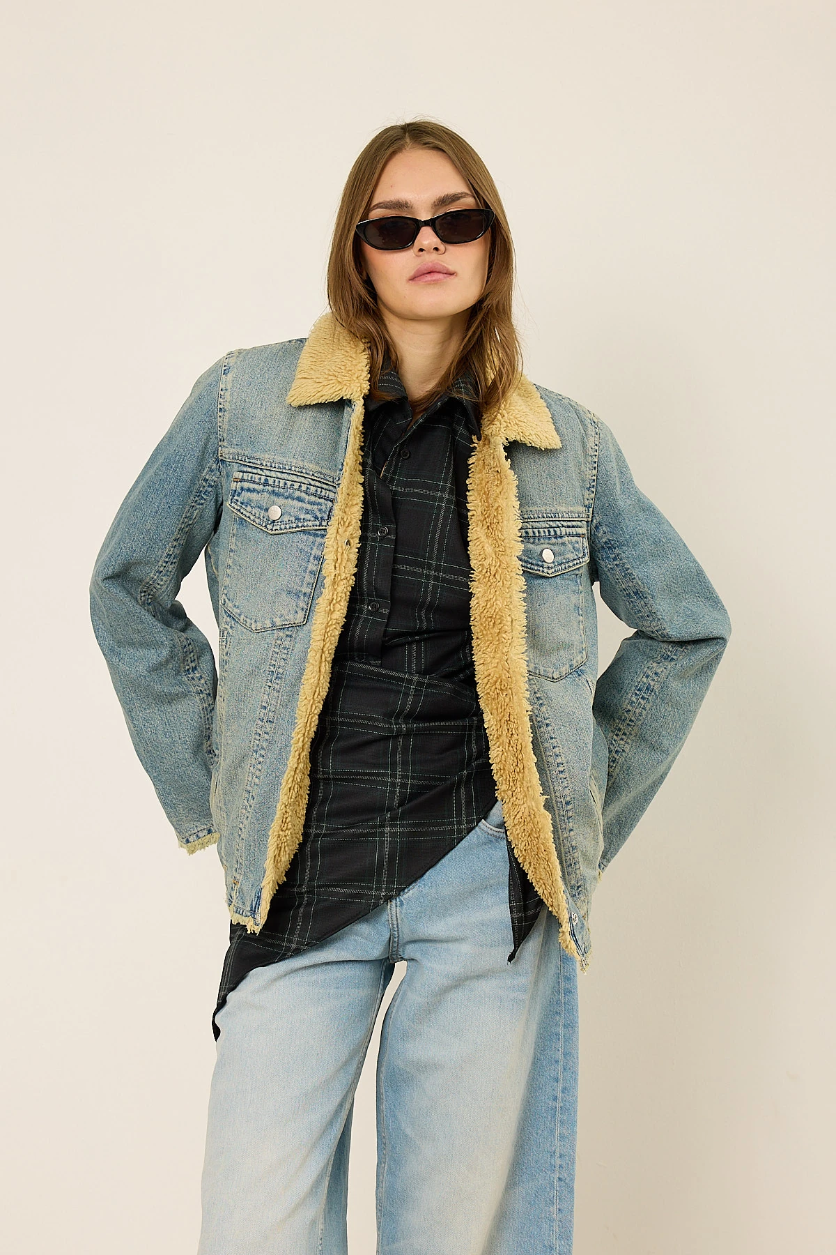 İçi Kürklü Kot Ceket