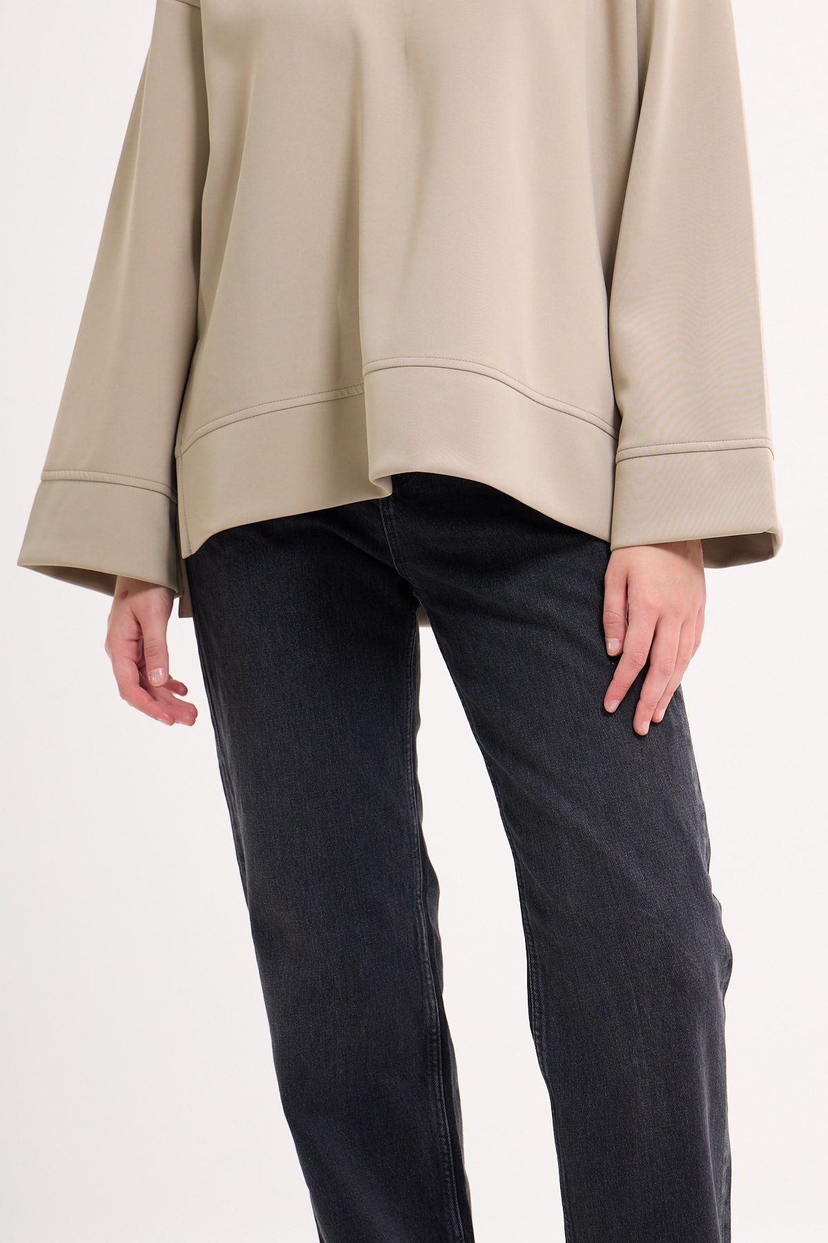 Nova Sweatshirt - Cool Grey