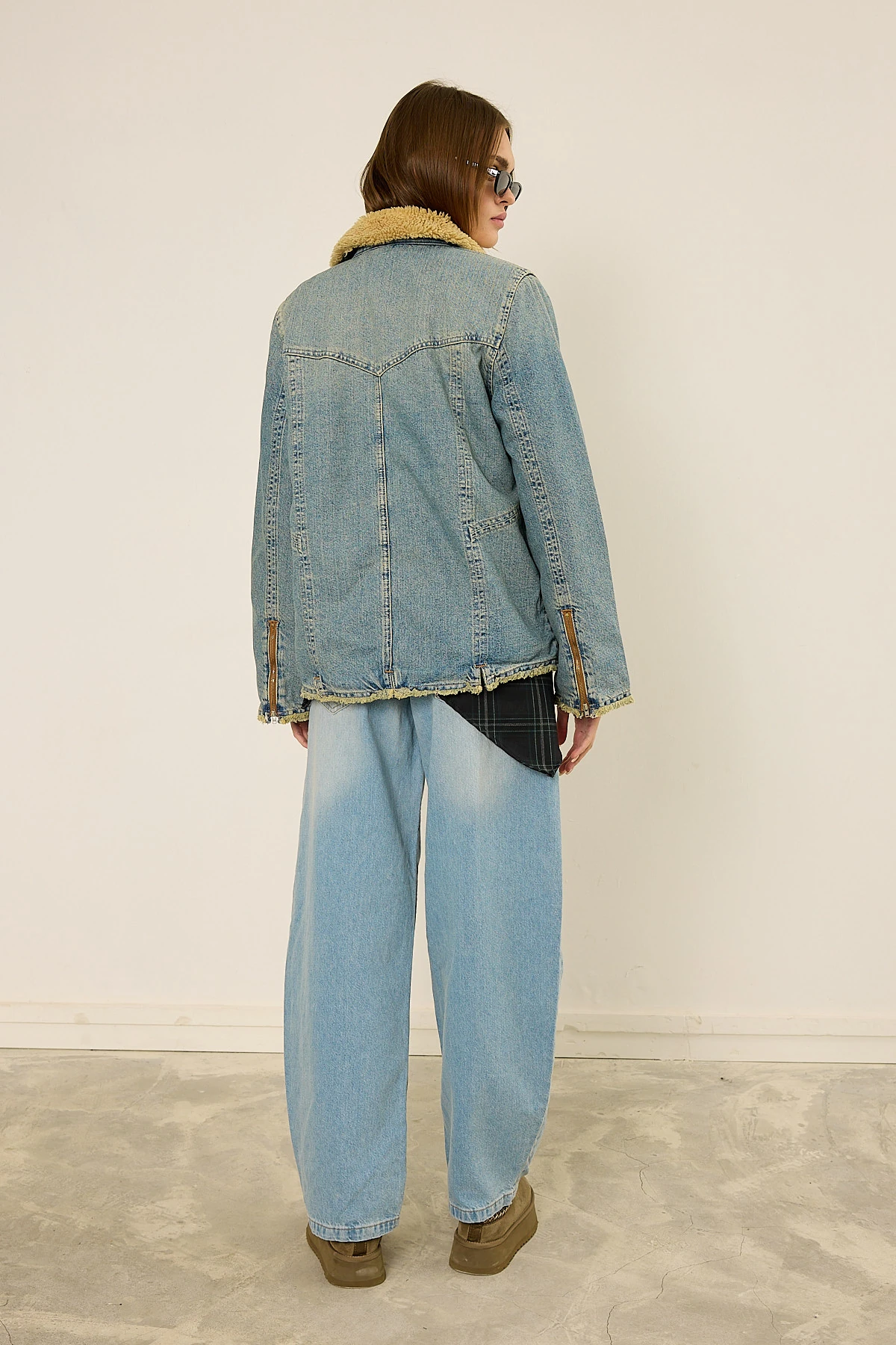 İçi Kürklü Kot Ceket