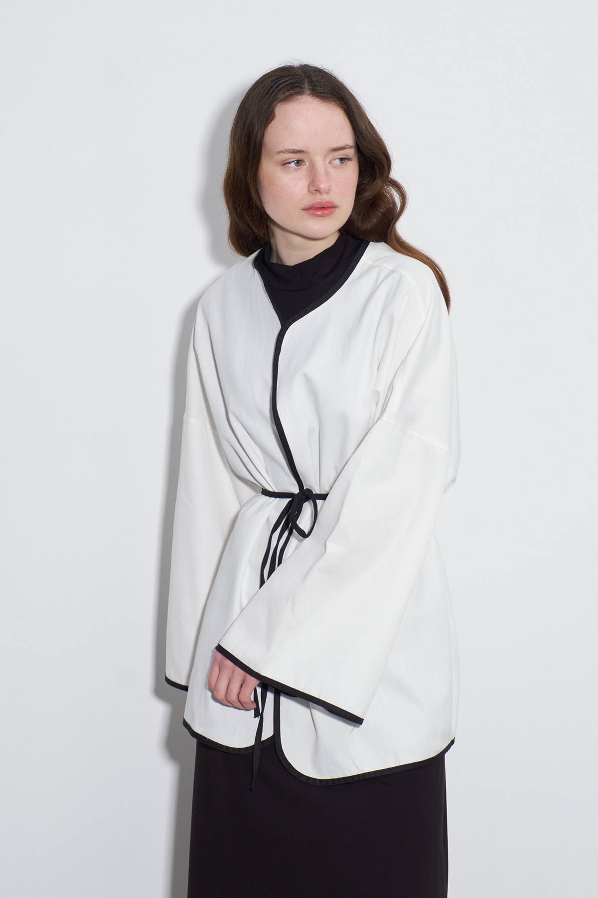 Vio Kemerli Kimono