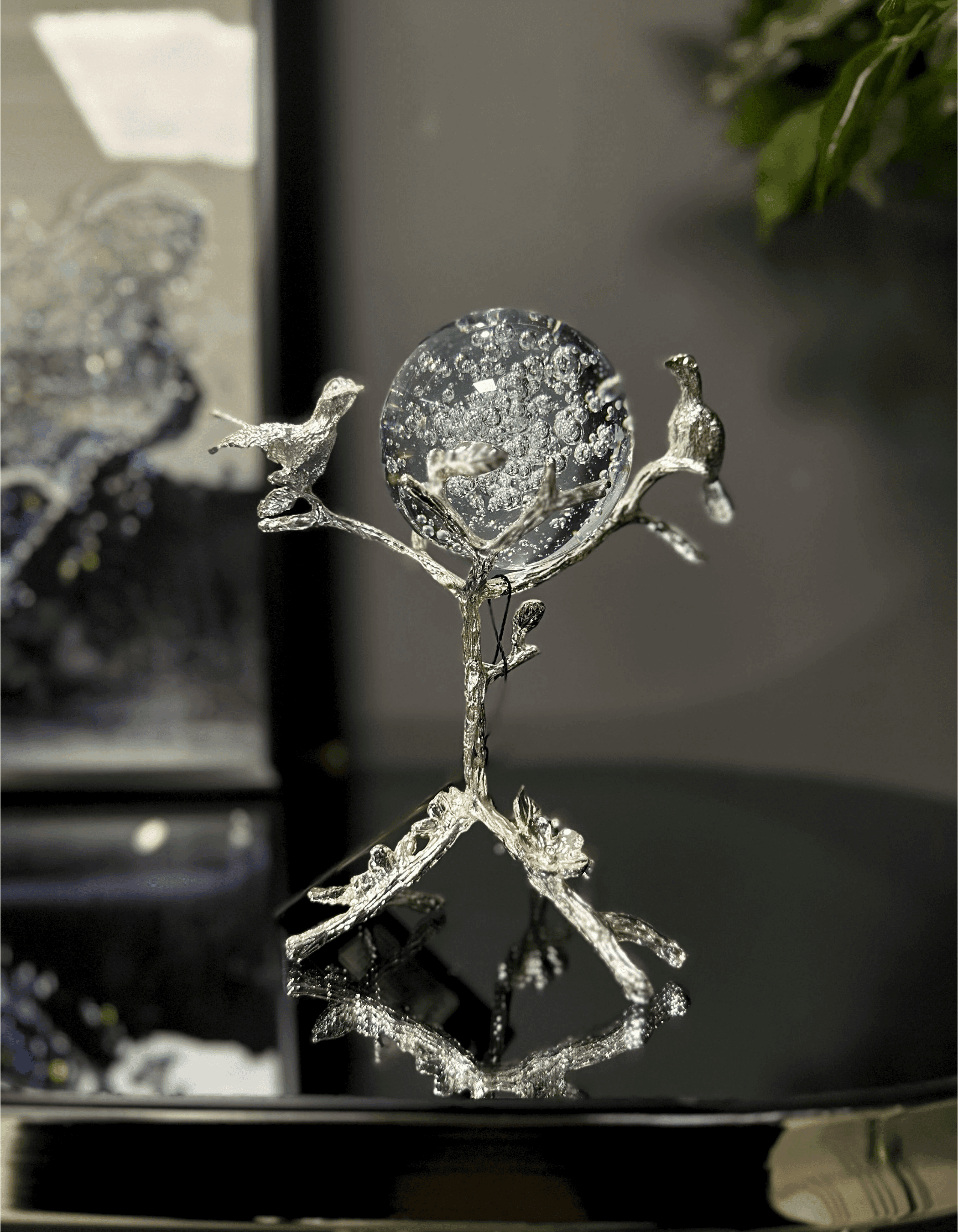 Metal Silver Kuşlu Küre Dekor Biblo