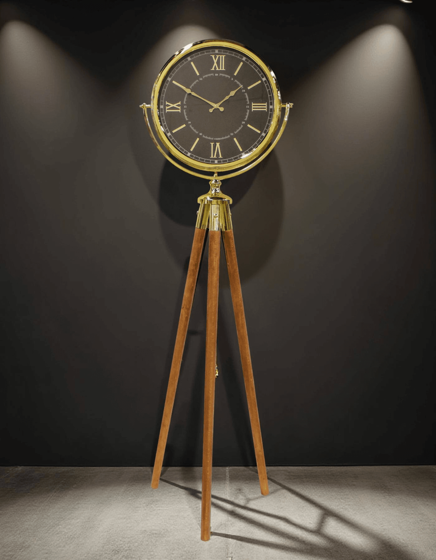 Metal Kasa Ahşap Ayak Gold Tripod Saat