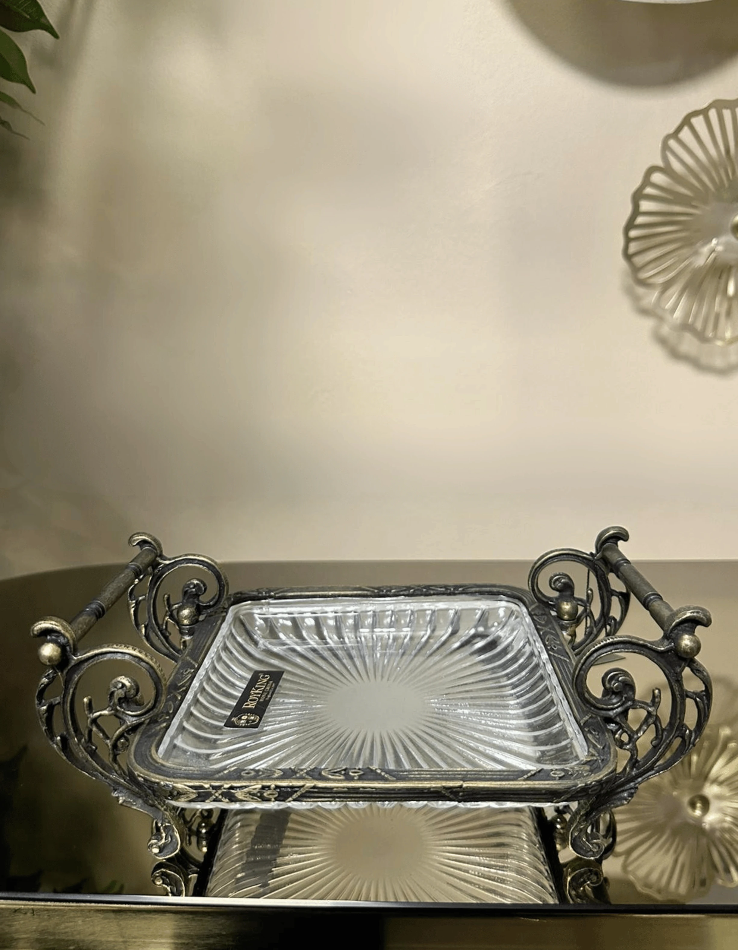 Döküm Metal Çerçeveli Kulplu Cam Sunum Ufak Kare Tabak 