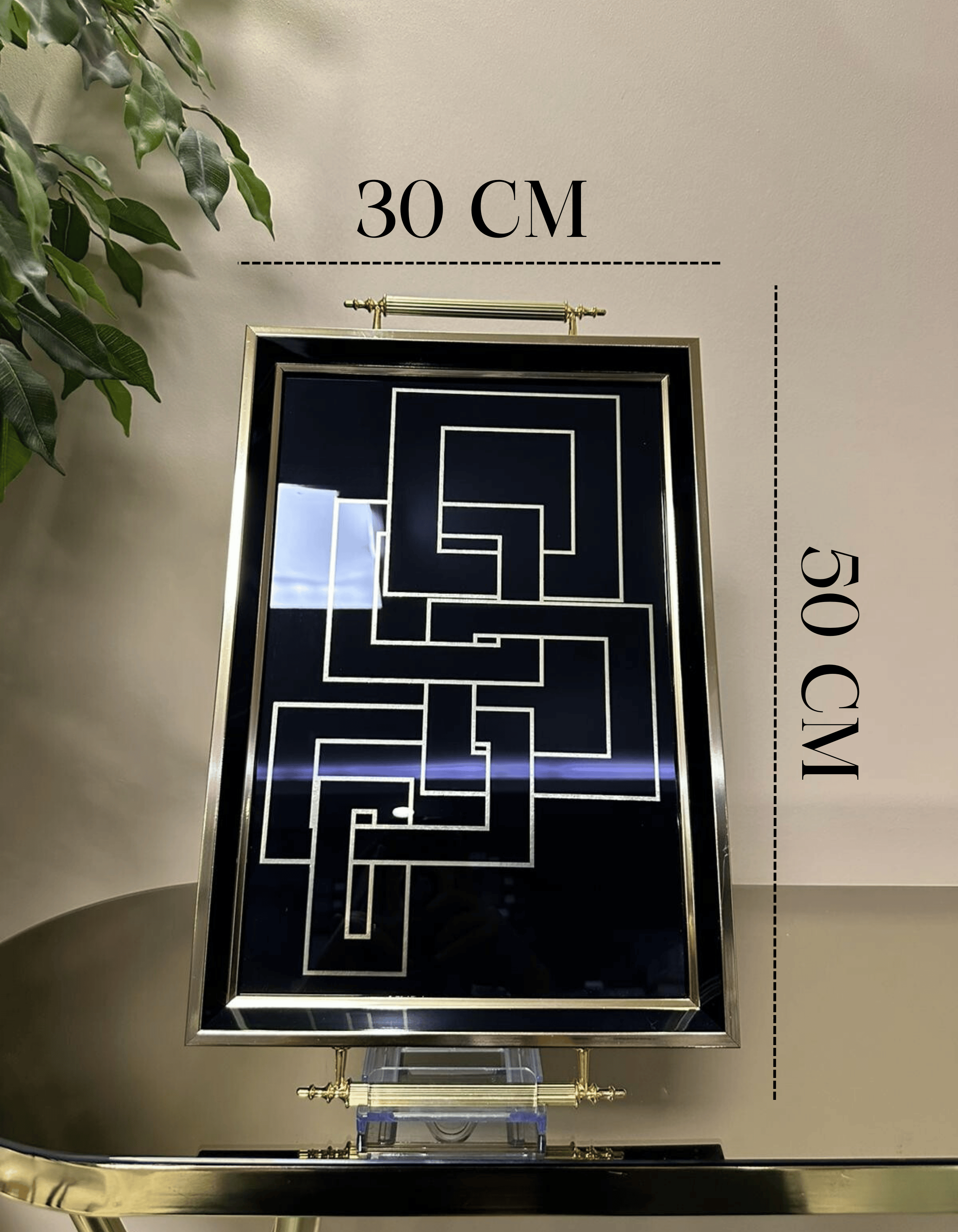 Noir Maze – Siyah Desenli Cam Sunum Tepsisi