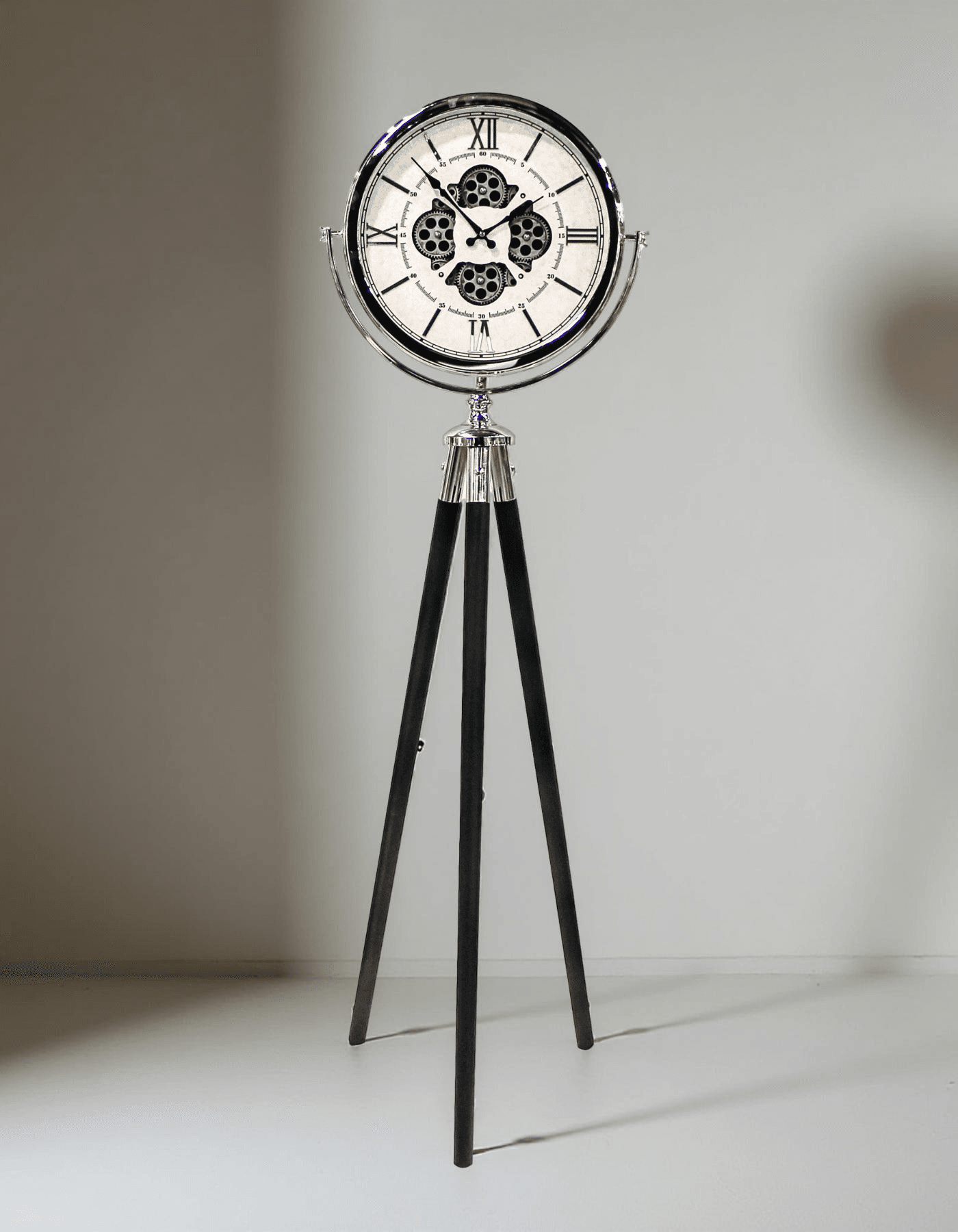 Metal Kasa Ahşap Ayak Çarklı Silver Tripod Saat