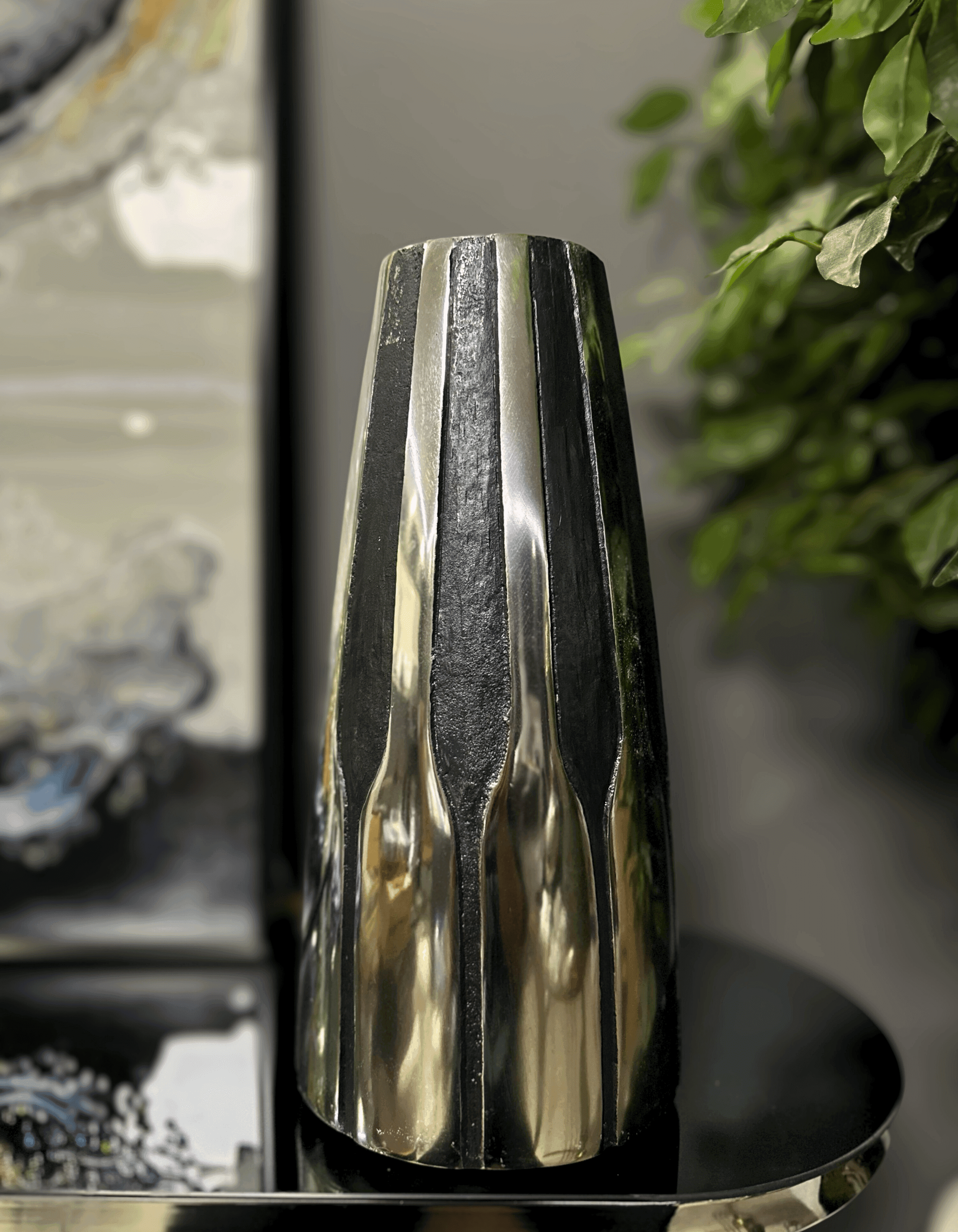 Döküm Siyah/Gümüş 46 CM Vazo