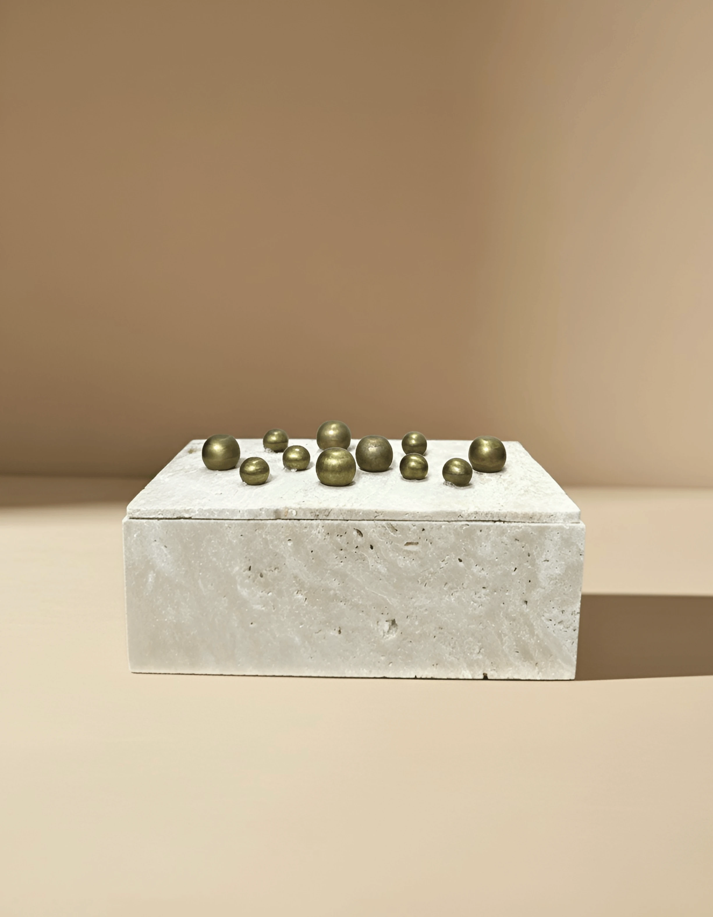 Traverten Eskitme Detaylı Kutu Dekor