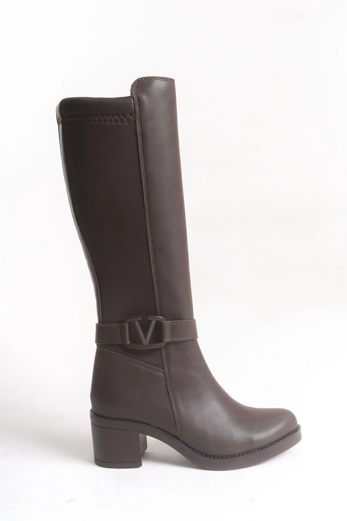 Acı Kahve Deri Görünümlü Arkası Streç Esnek Kalın Orta Topuklu V Metal Detay Fermuarlı Uzun Çizme