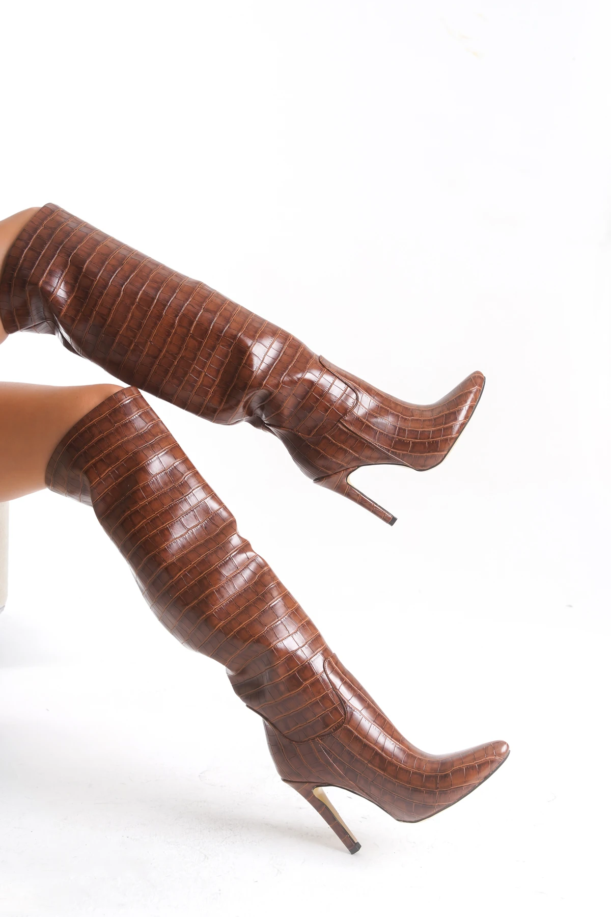 İnce Yüksek Topuklu Rugan Acı Kahve Diz Üstü Kadın Uzun Çizme