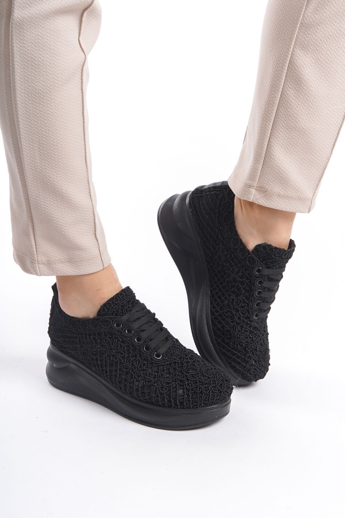 Beyaz Açık Yüksek Spor Tabanlı Dantel Motifli Yazlık Günlük Kadın Casual Babet Ayakkabı - siyah