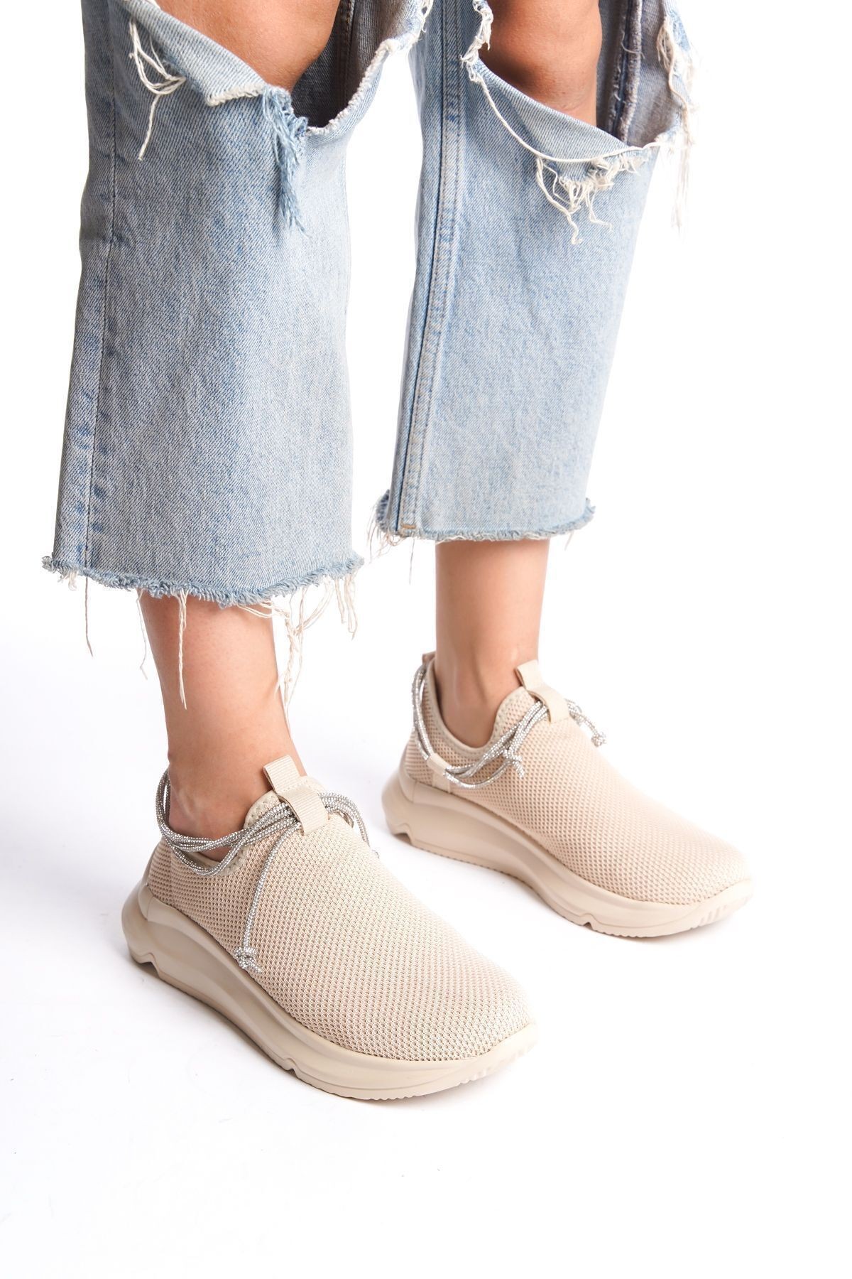 Parlak Şerit Detaylı Yumuşak Tekstil Rahat Günlük Sneaker Kadın Spor Yürüyüş Ayakkabısı