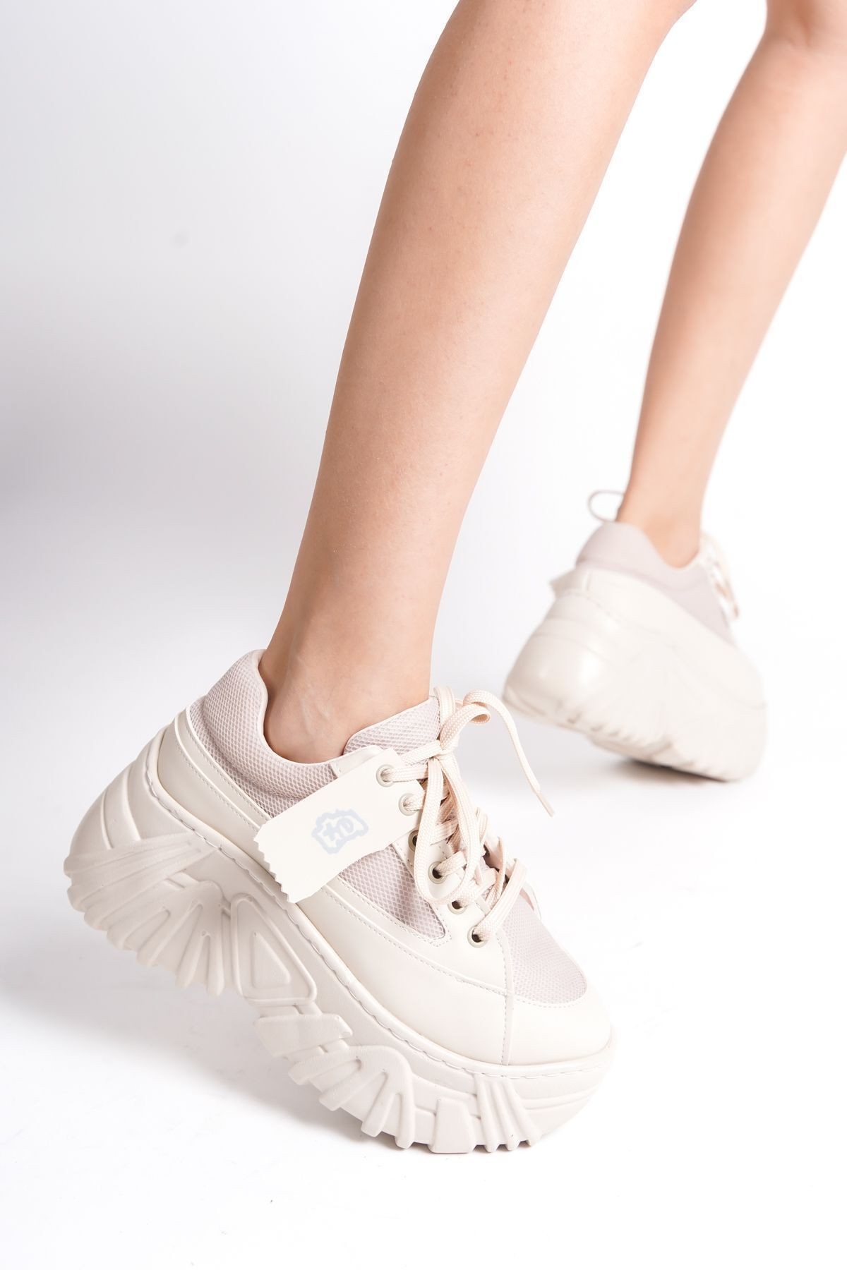 Bağcıklı Yüksek Taban Cilt Günlük Kadın Fileli Sneaker Spor Ayakkabı - krem