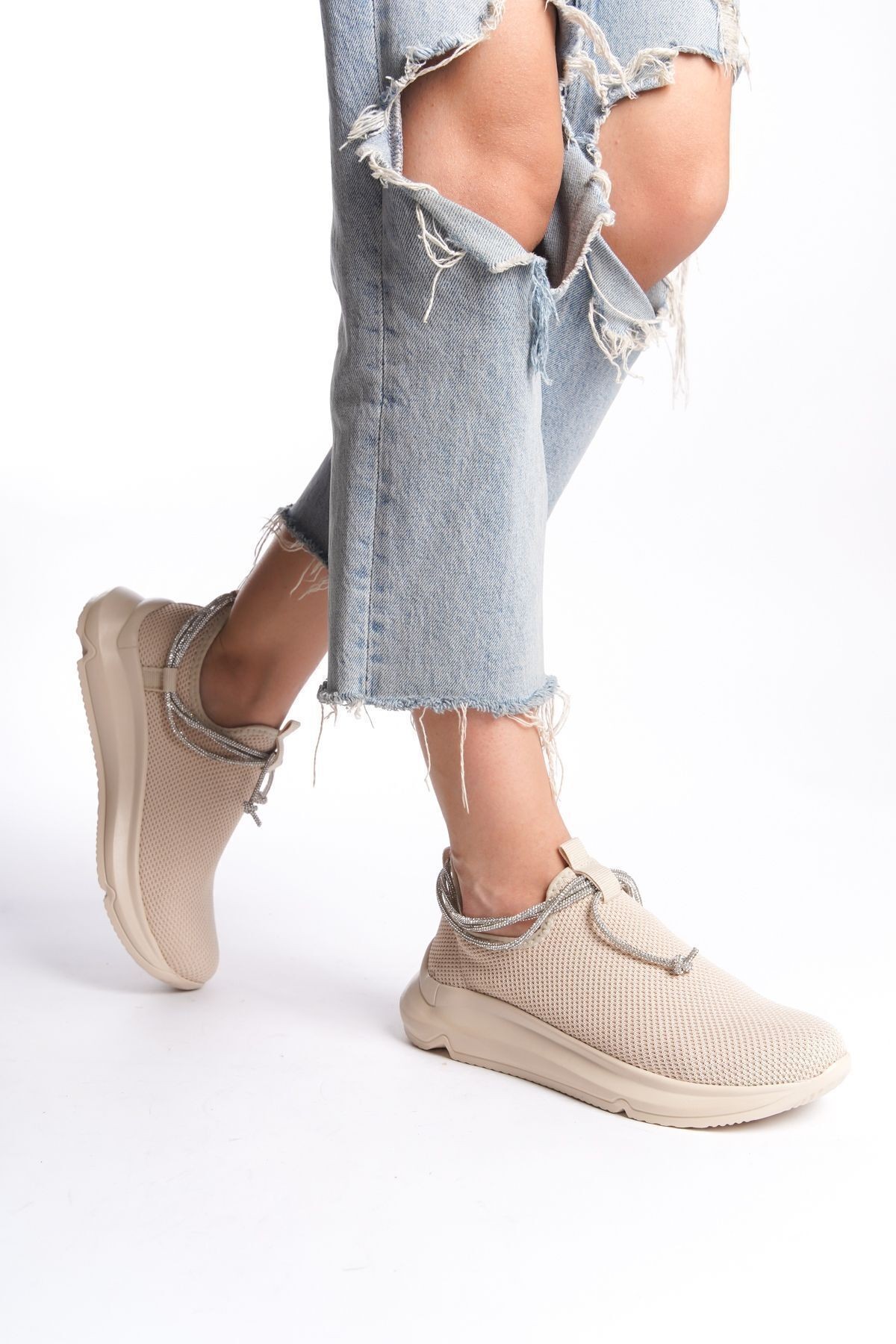 Krem Parlak Şerit Detaylı Yumuşak Tekstil Rahat Günlük Sneaker Kadın Spor Yürüyüş Ayakkabısı - krem