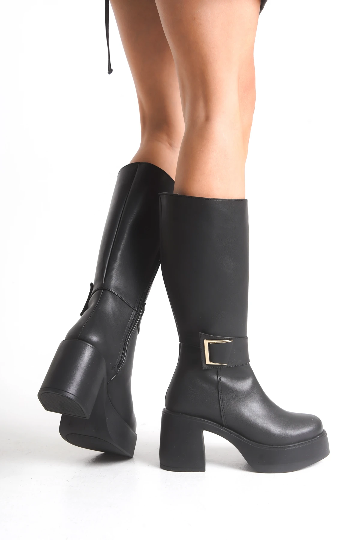 Deri Görünümlü Gold Tokalı Kalın Yüksek Platform Topuklu Fermuarlı Uzun Kadın Siyah Çizme