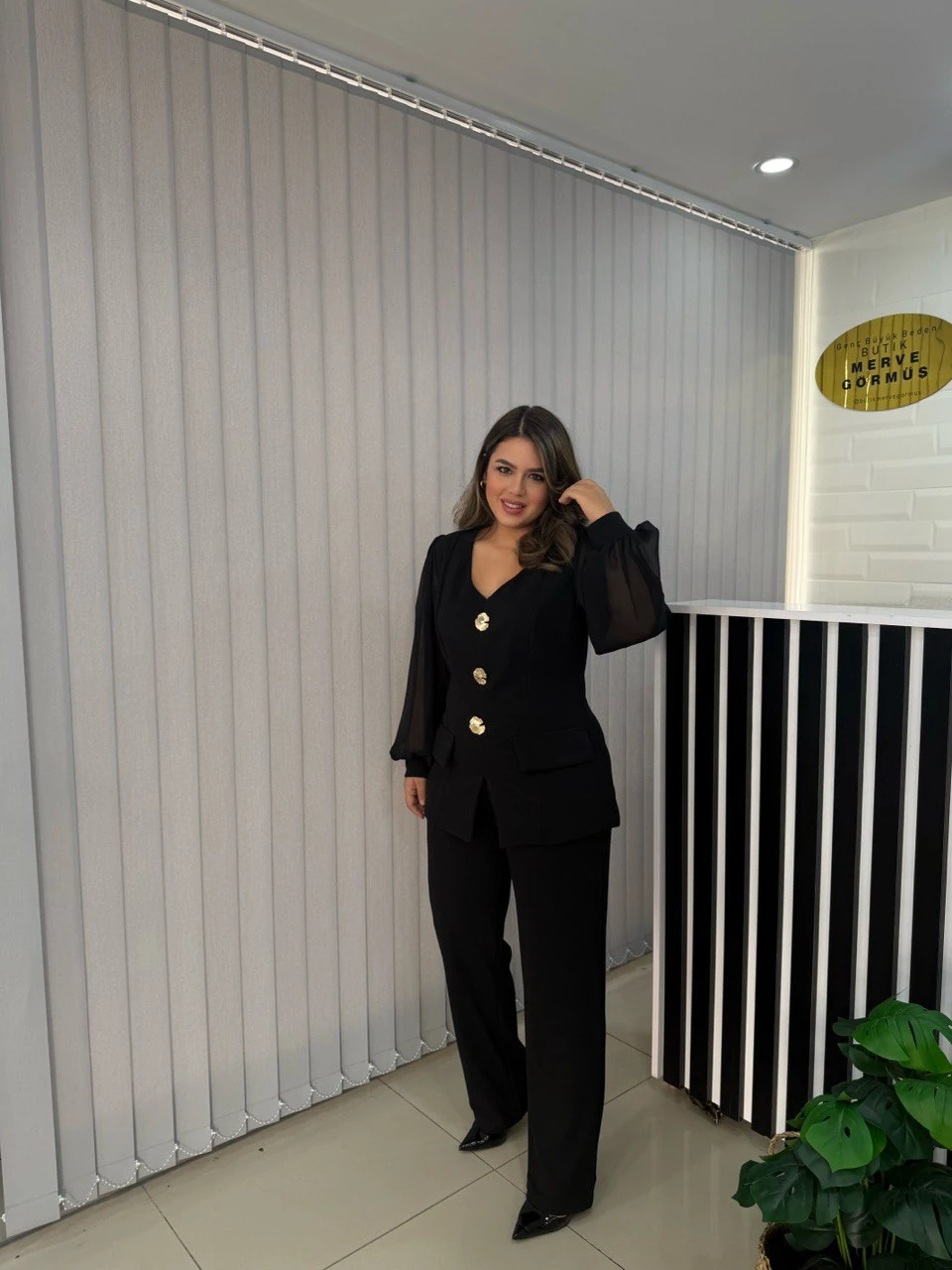 Çiçek Broş Detaylı İkili Takım