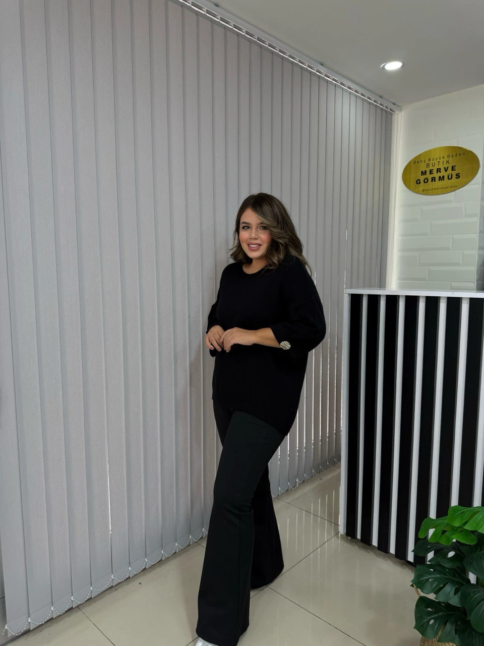 Kolu Katlamalı Düğme Detay İtalyan Triko