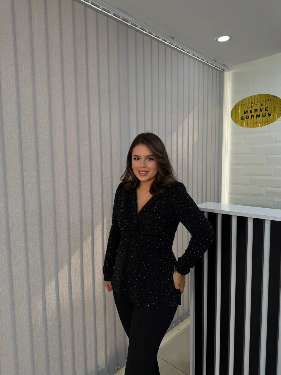 Lipa Kruvaze Simli Taşlı Bluz