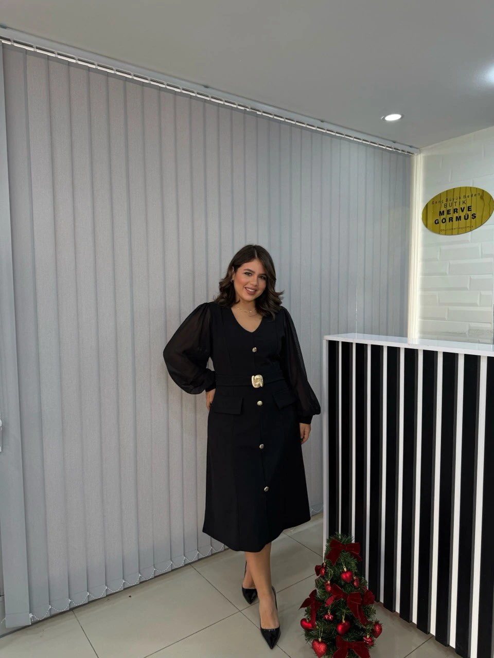 Clara Kemer Gold Detaylı Elbise