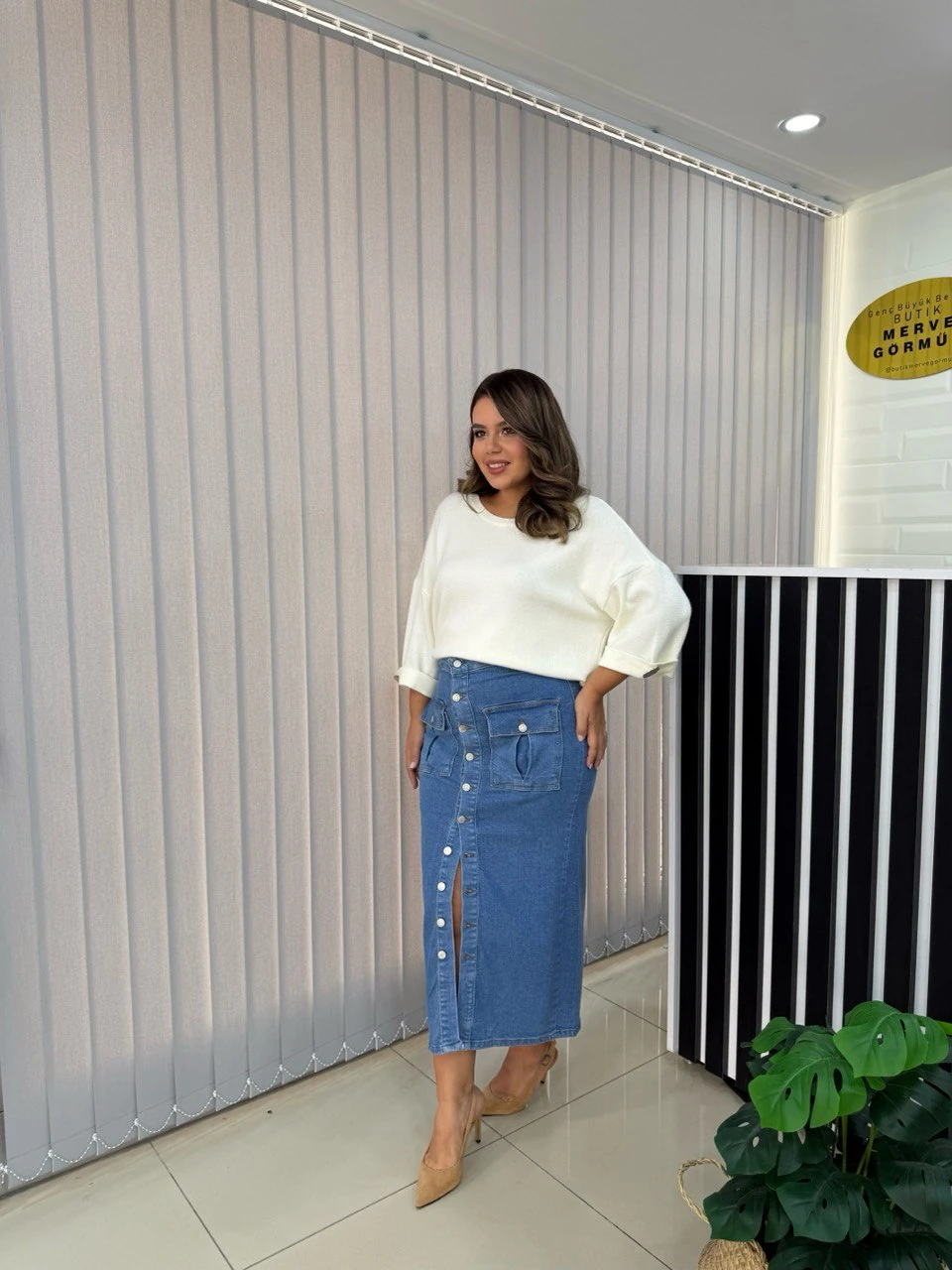 Önü Cepli Düğmeli Dar Kalıp Kot Etek - Mavi