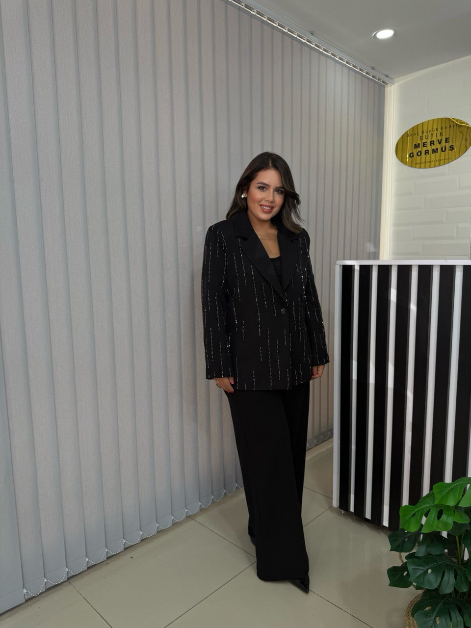 Taşlı Blazer Ceket