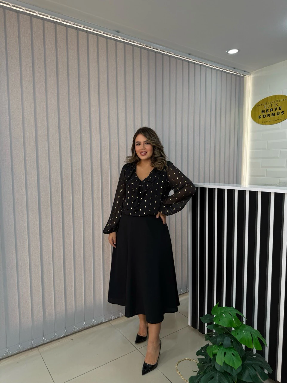 Gold Etek Bluz Görünümlü Elbise