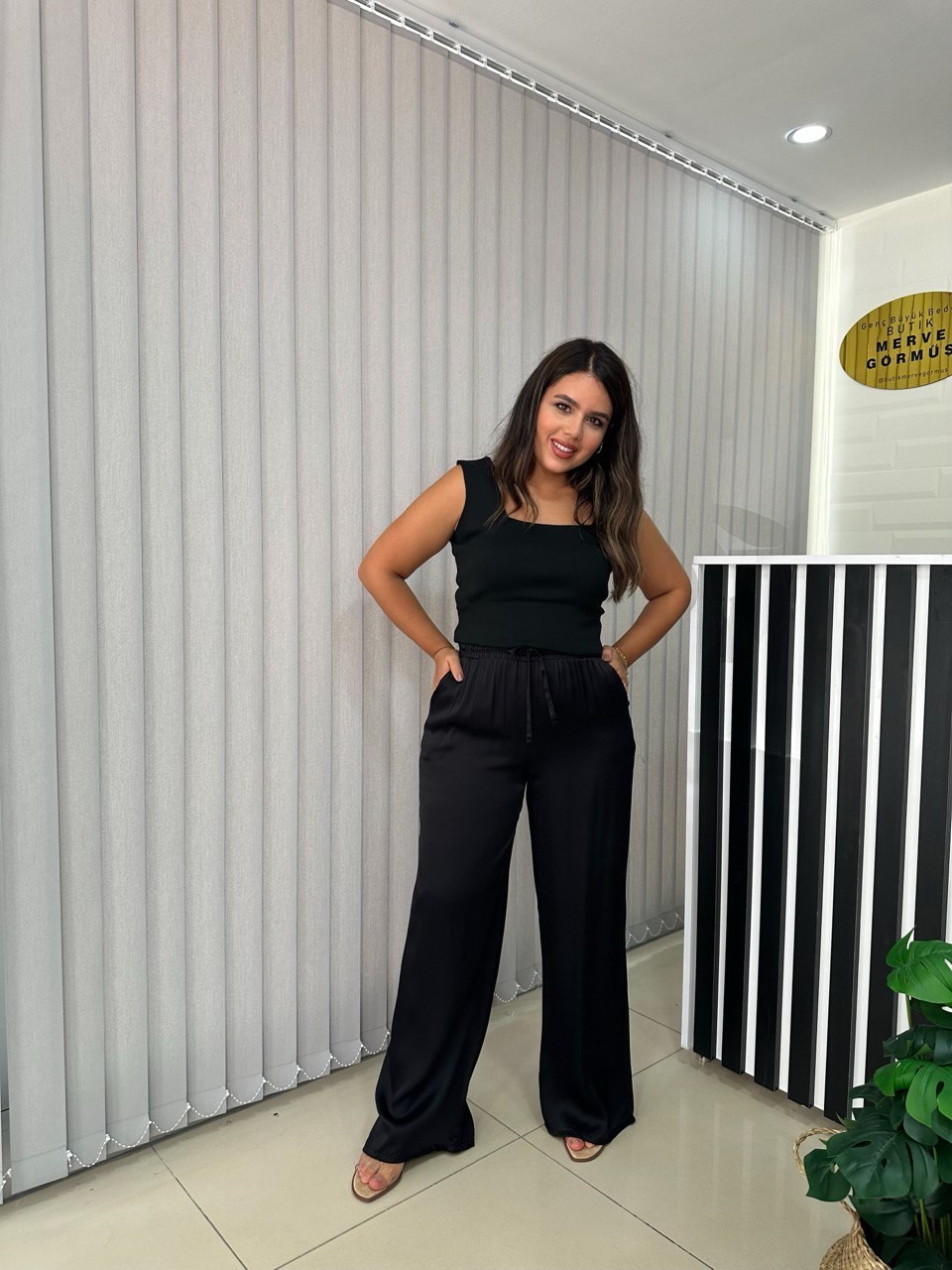 Saten Beli Lastikli Pantolon