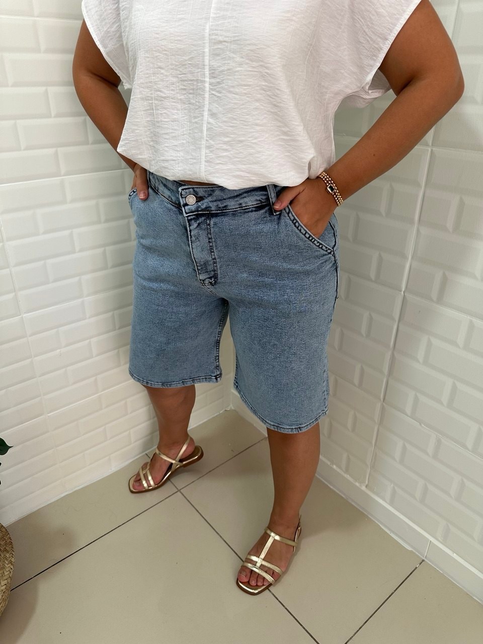 Bermuda Kar Yıkama Denim Şort