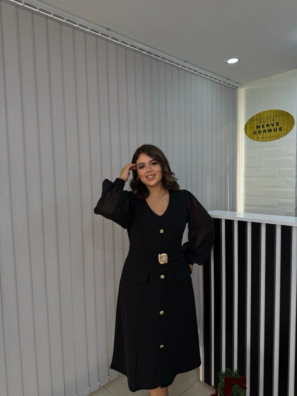 Clara Kemer Gold Detaylı Elbise