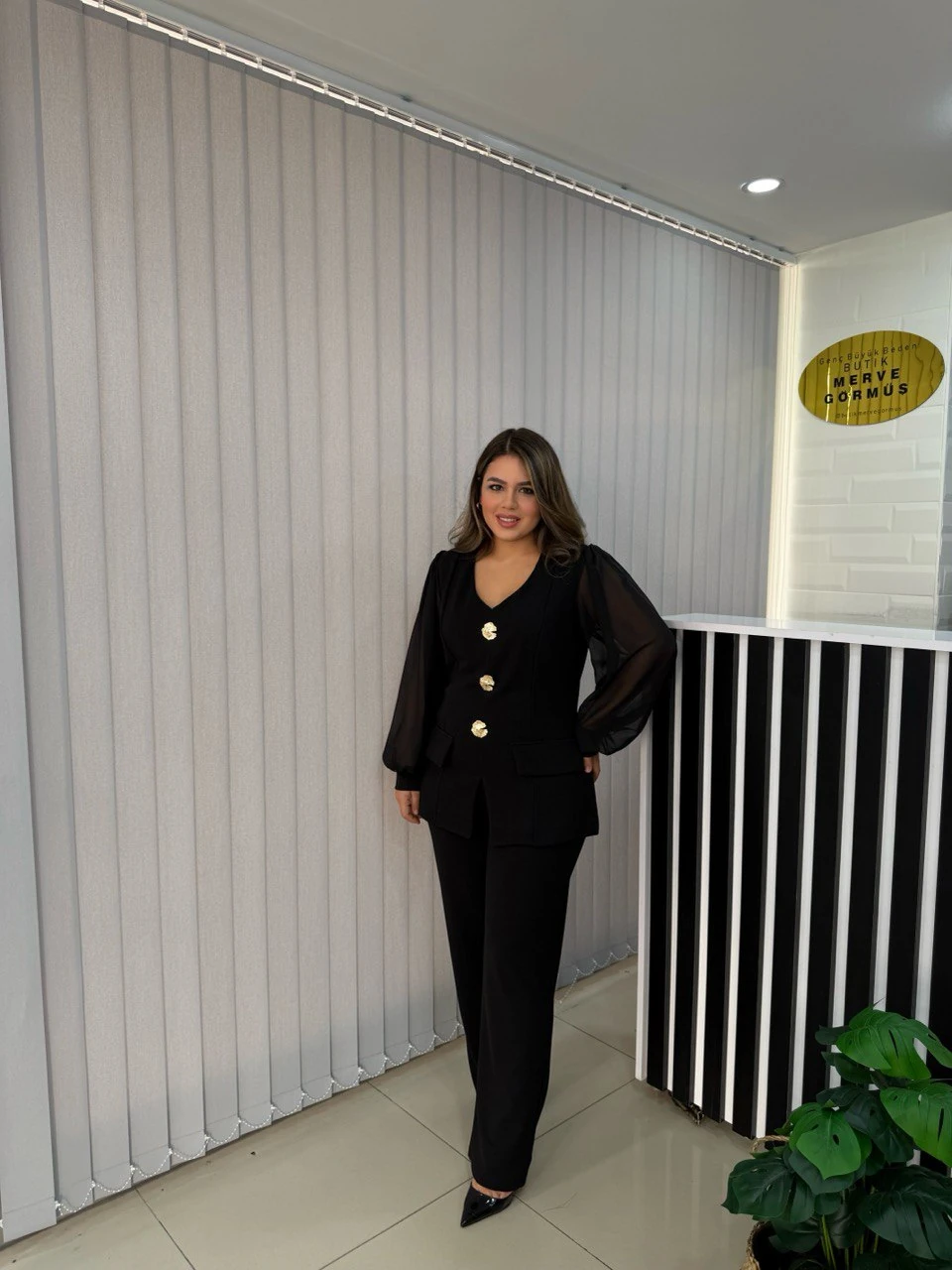 Çiçek Broş Detaylı İkili Takım - Siyah