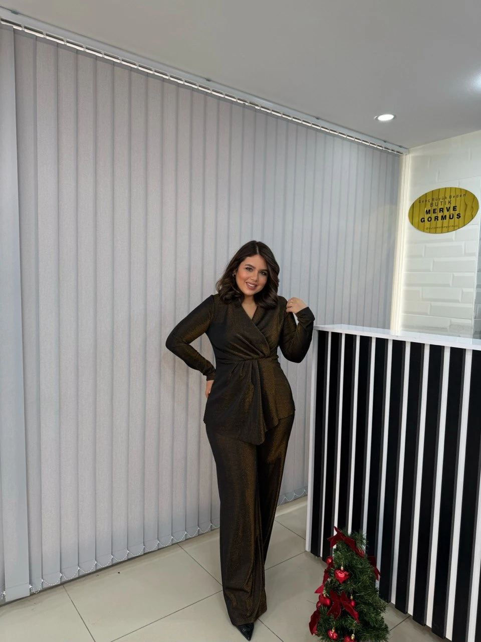 Sirius Pileli Simli Takım - Kahverengi