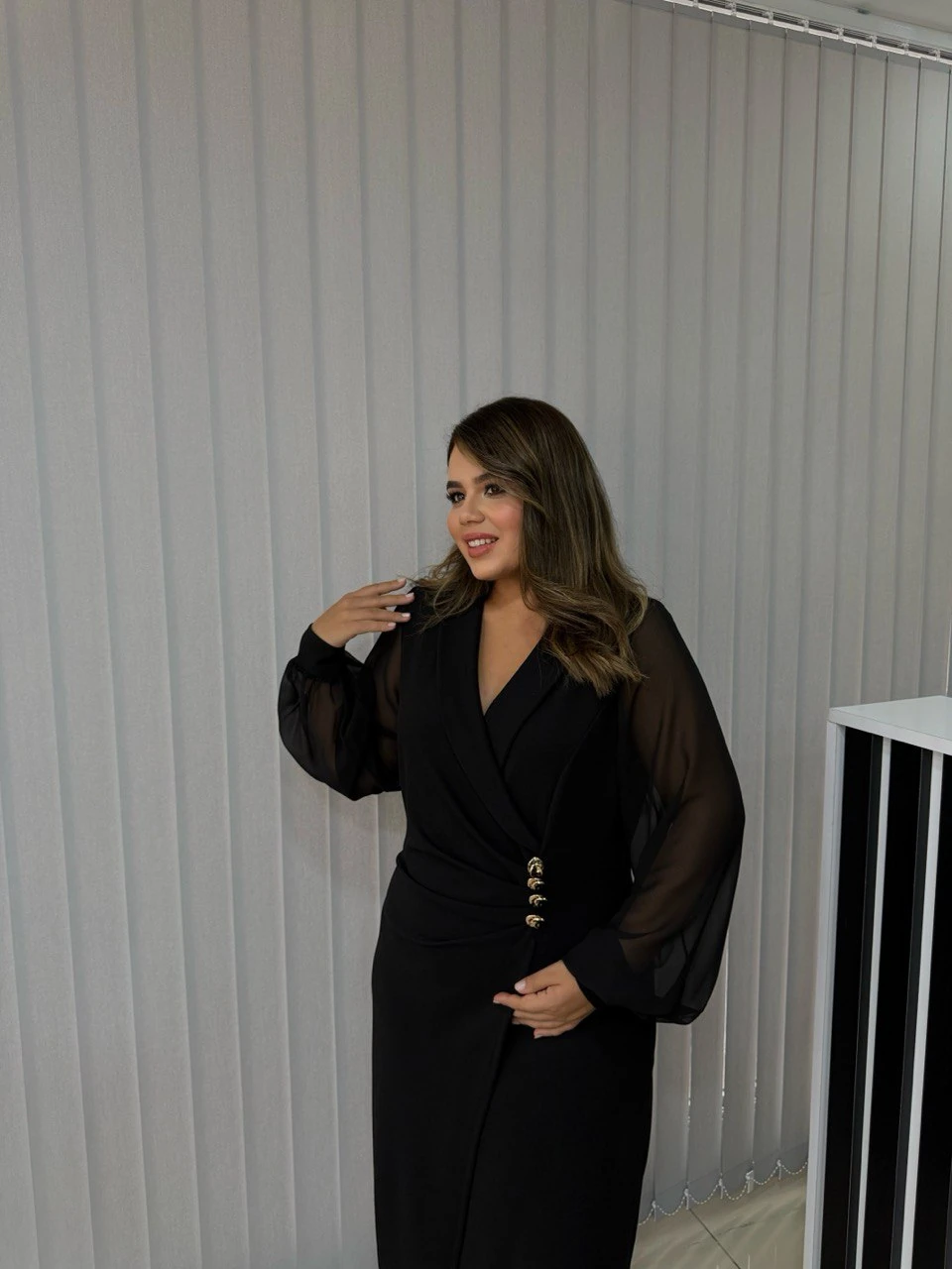 Gömlek Yaka Gold Detaylı Likralı Krep Elbise