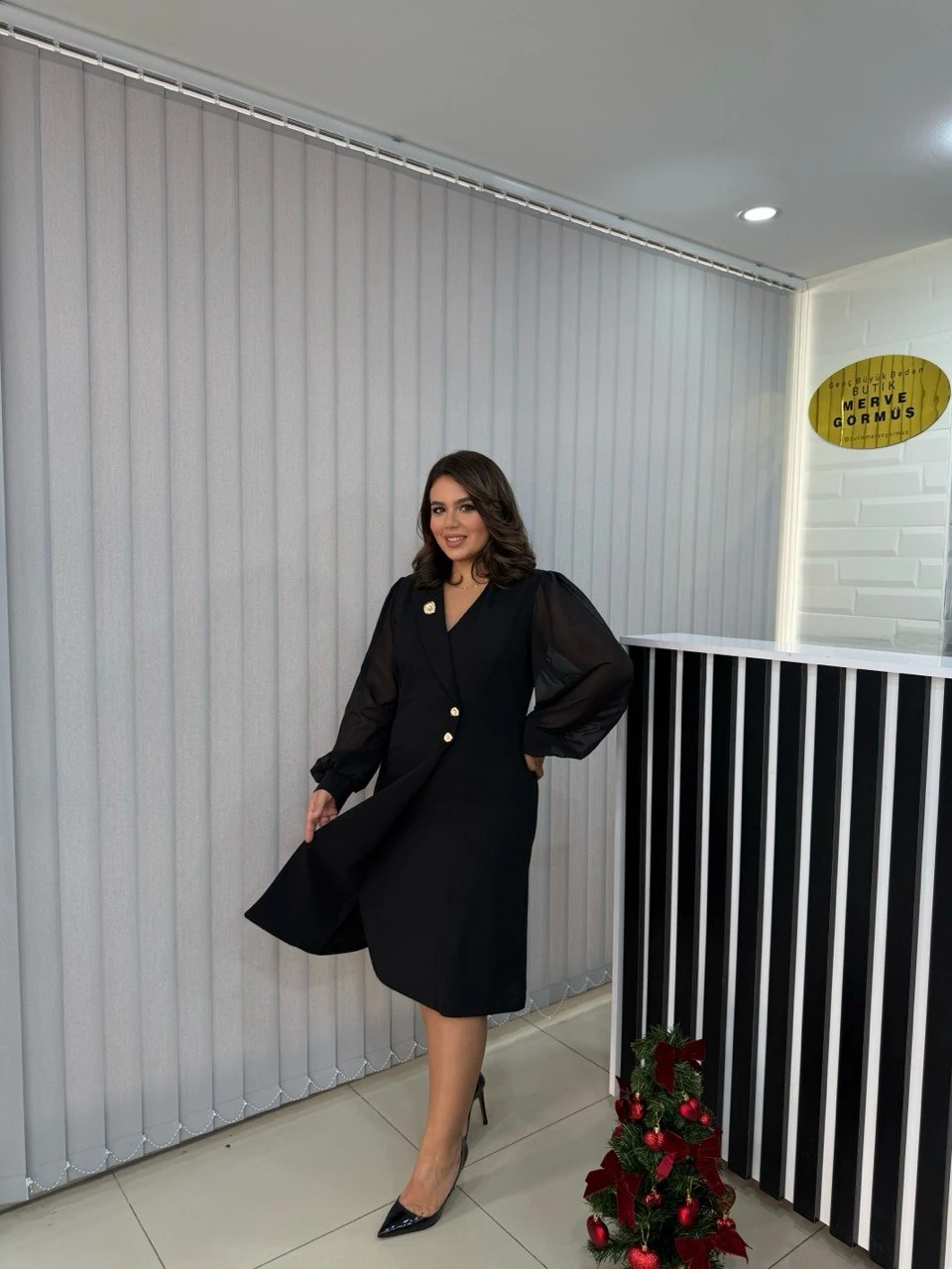 Broş Ceket Yaka Detaylı Elbise