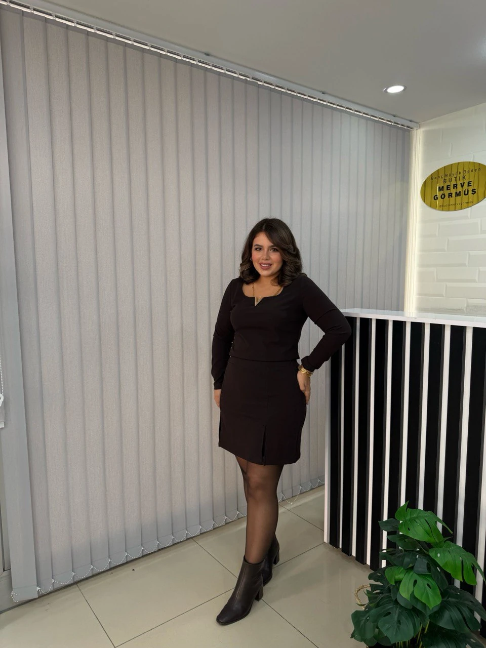 Likralı Çift Yırtmaç Şortlu Etek - Acı Kahve